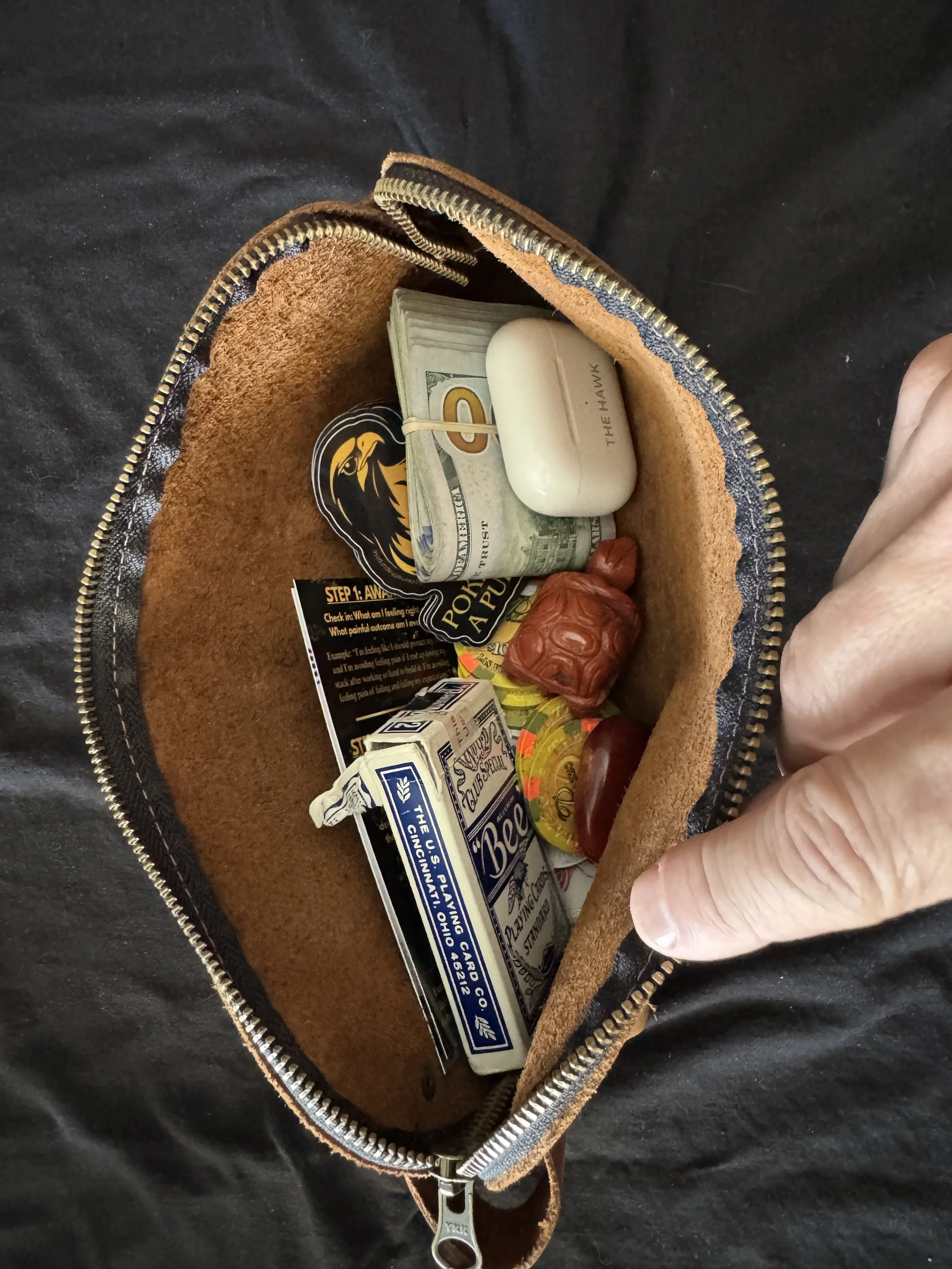 leather pouch 3.jpeg