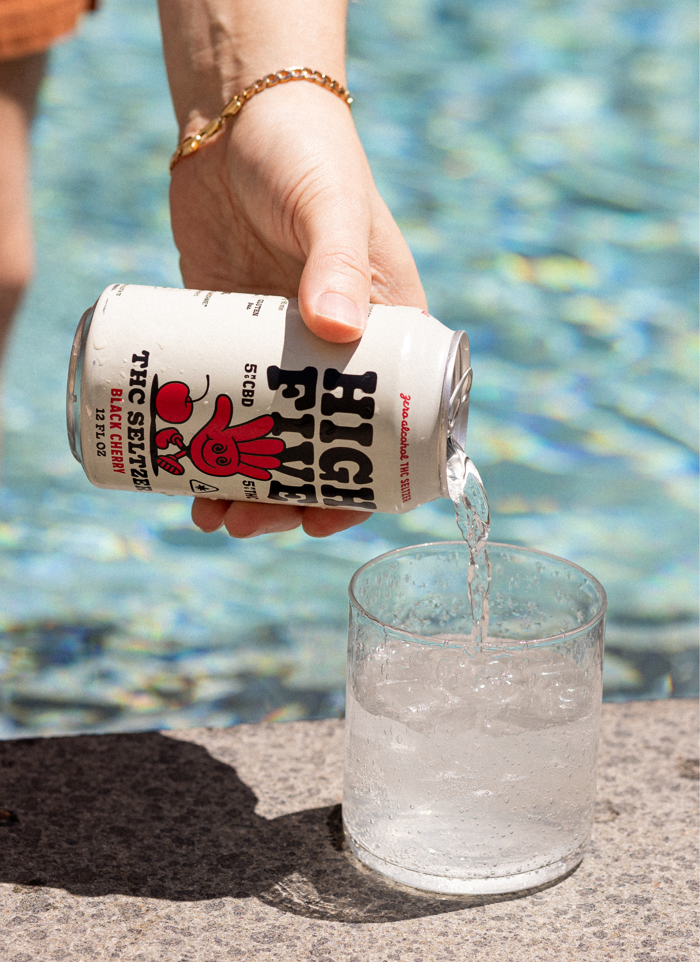 HighFive-Poolside-Pour.png