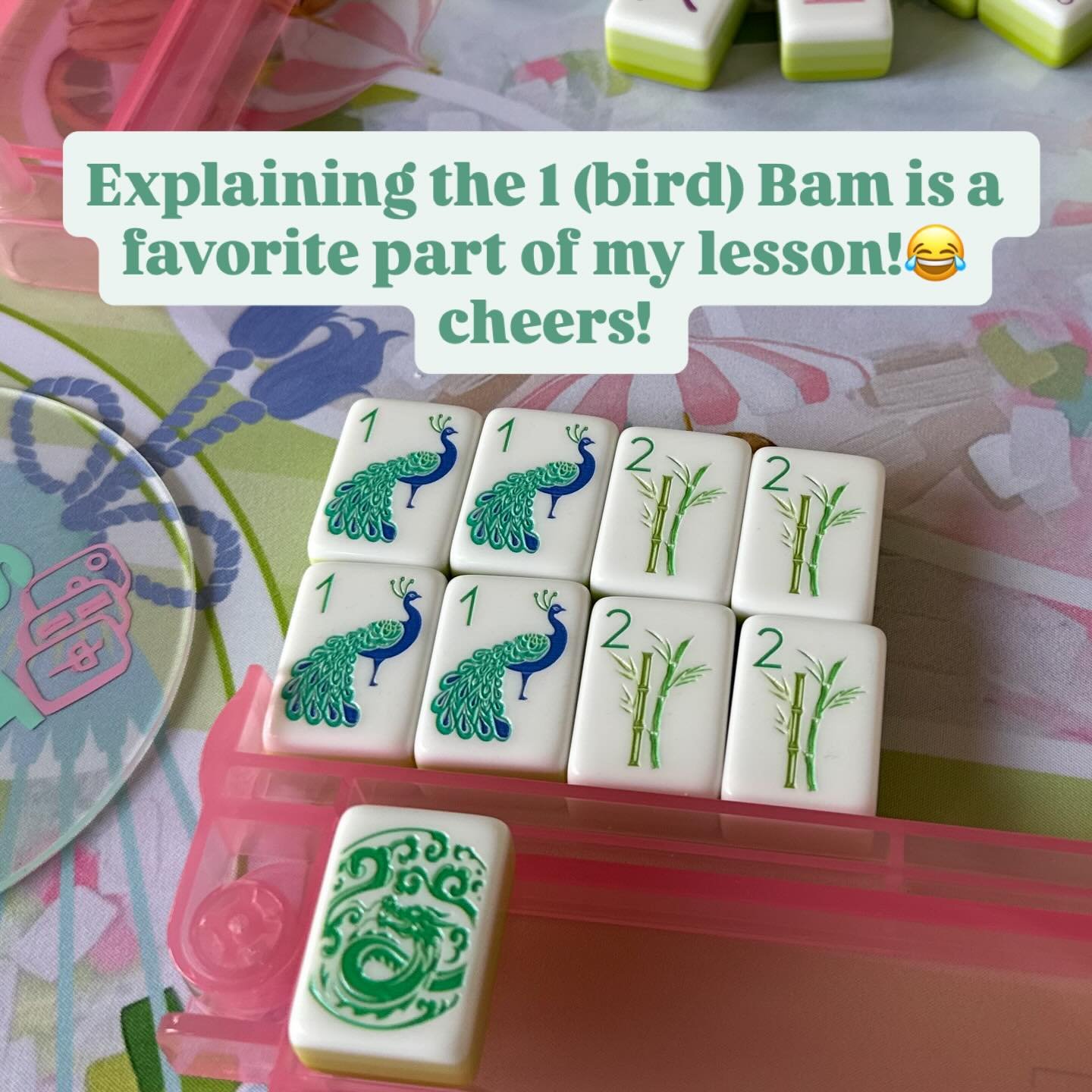 When explaining suits and their tiles.. the 1 🕊️bam is a fave! It&rsquo;s always some sort of bird(not to be confused with a flower&hellip;look for the eye or a feather) and when discarded the table gets to raise a glass and cheers! 🍾
 
Come play w