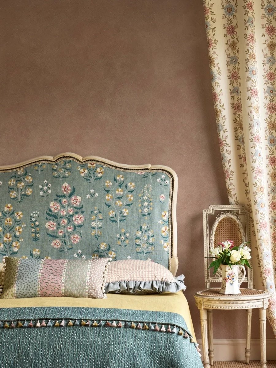 Introducing FOLKFLORA ~ the newest Lewis &amp; Wood collection🌸 

Created in collaboration with the talented @alisongeeartanddesign, a distinguished designer who headed up design studios at Morris &amp; Co. and Sanderson, this lively collection is a