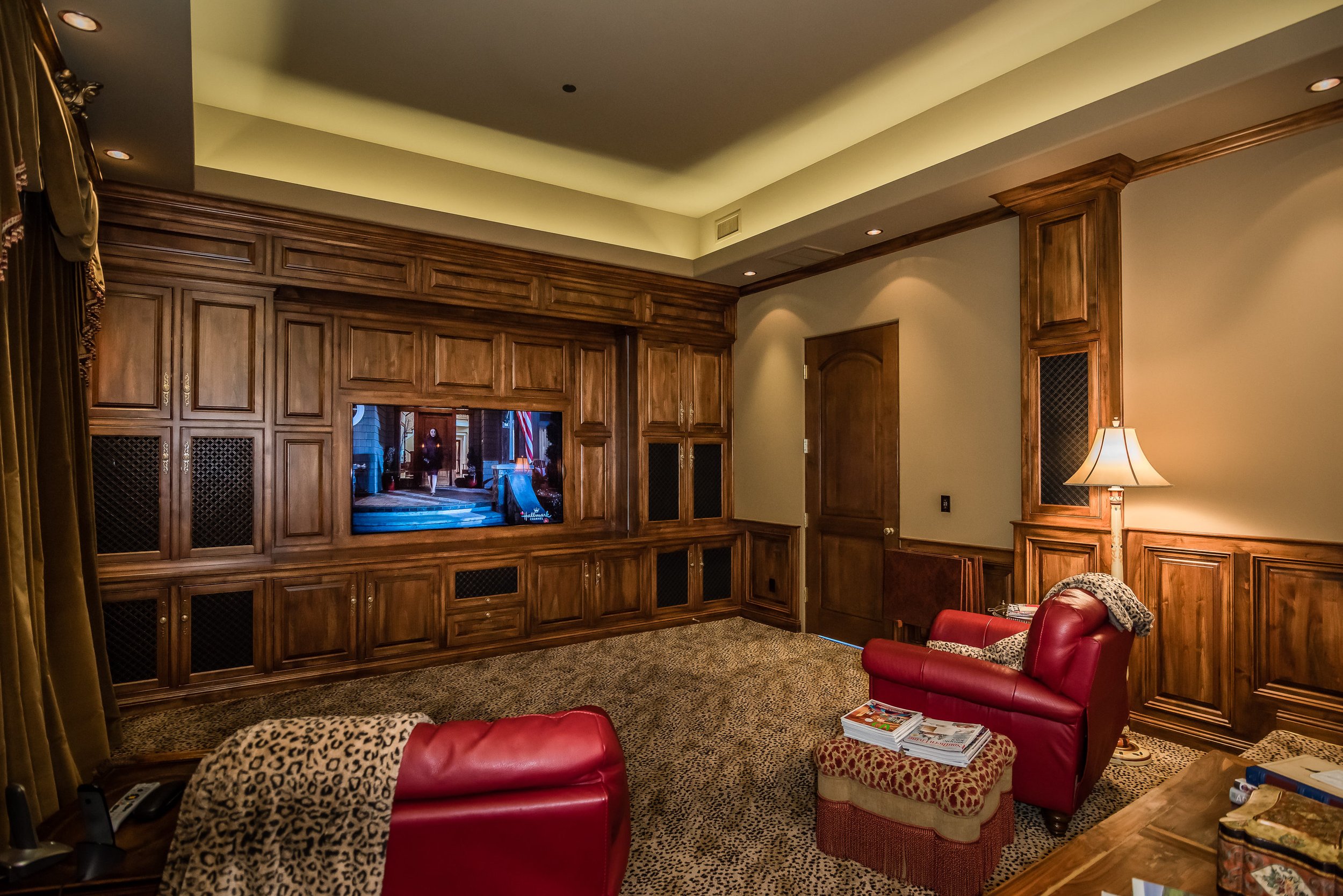 1625 Bunkhouse Ct Templeton CA-print-022-36-Media Room-3000x2002-300dpi.jpg