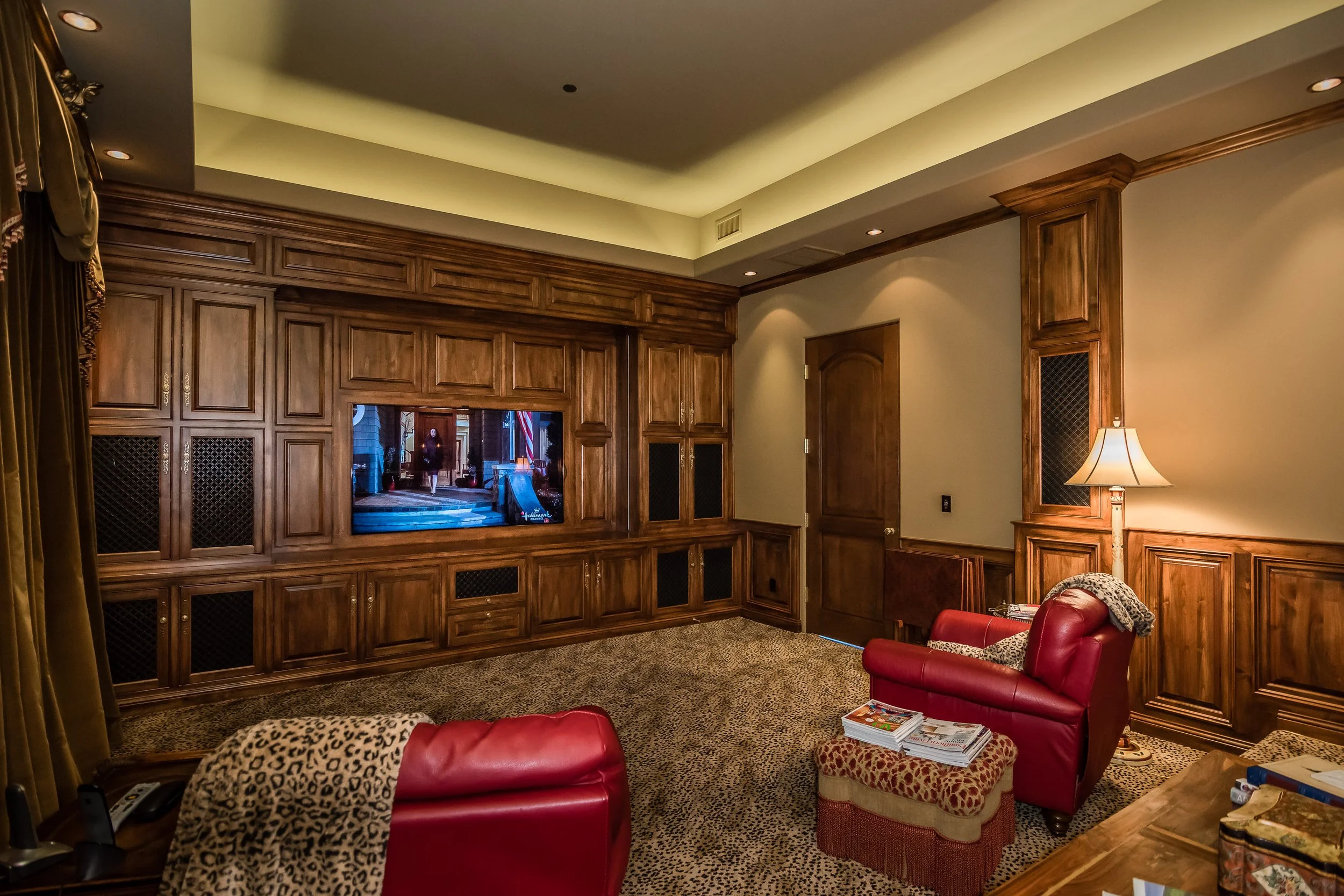 1625 Bunkhouse Ct Templeton CA-print-022-36-Media Room-3000x2002-300dpi[19].jpg