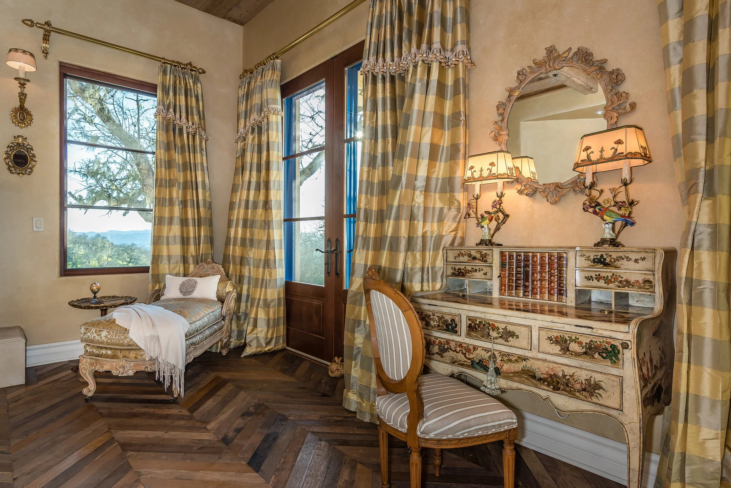 1625 Bunkhouse Ct Templeton CA-print-026-44-Master Suite-3000x2003-300dpi.jpg