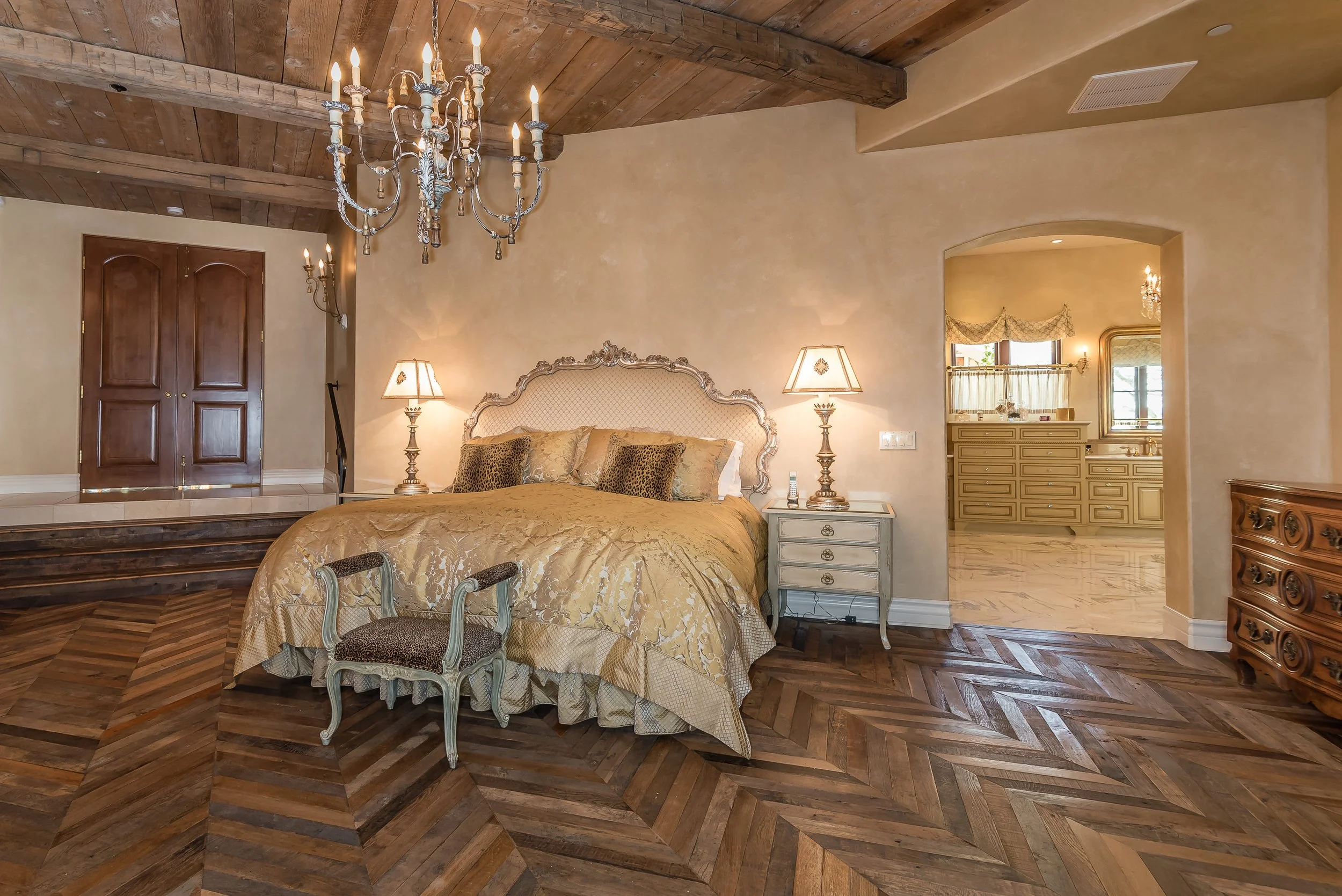 1625 Bunkhouse Ct Templeton CA-print-024-37-Master Suite-3000x2003-300dpi.jpg