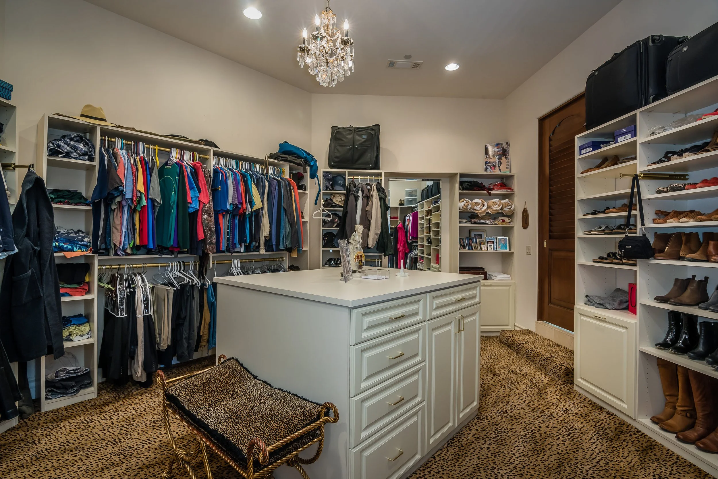 1625 Bunkhouse Ct Templeton CA-print-029-58-Master Suite-3000x2002-300dpi.jpg