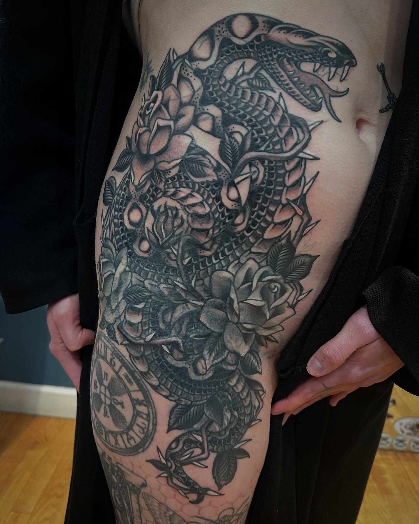 big snake blast over for my tattoo witch friend @abbeytattoos thanks for your fortitude and cigarettes