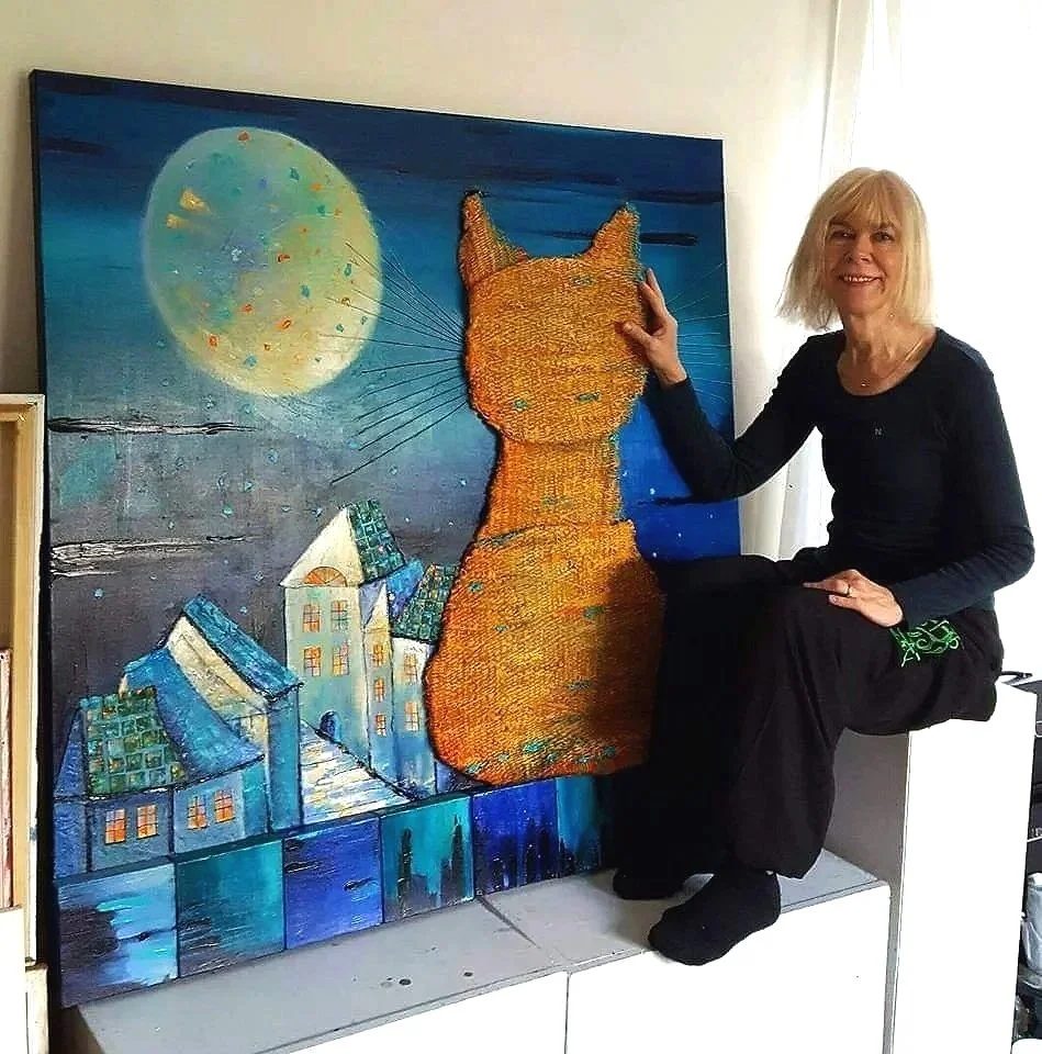 Yellow Kat II (with Nina)
Sisal & Mixed Media
48 x 48