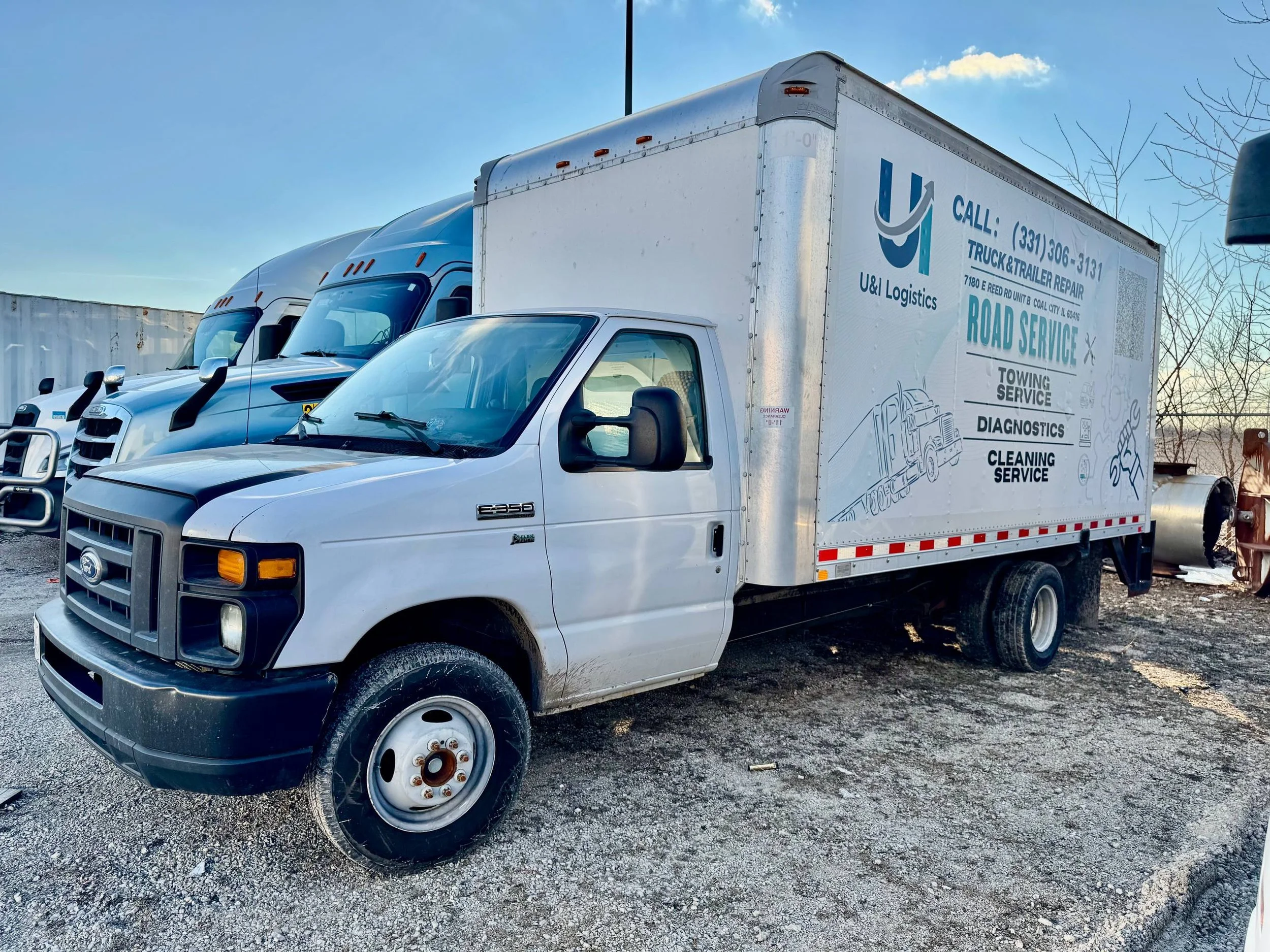 U&I Road Services logo with a stylized U and bar graph with upward arrow.