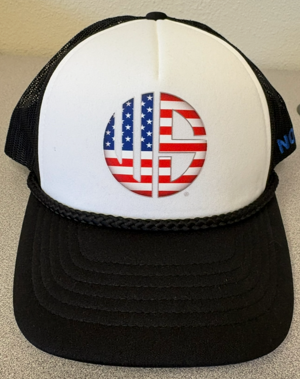 Black and White USA Hat - No Limits