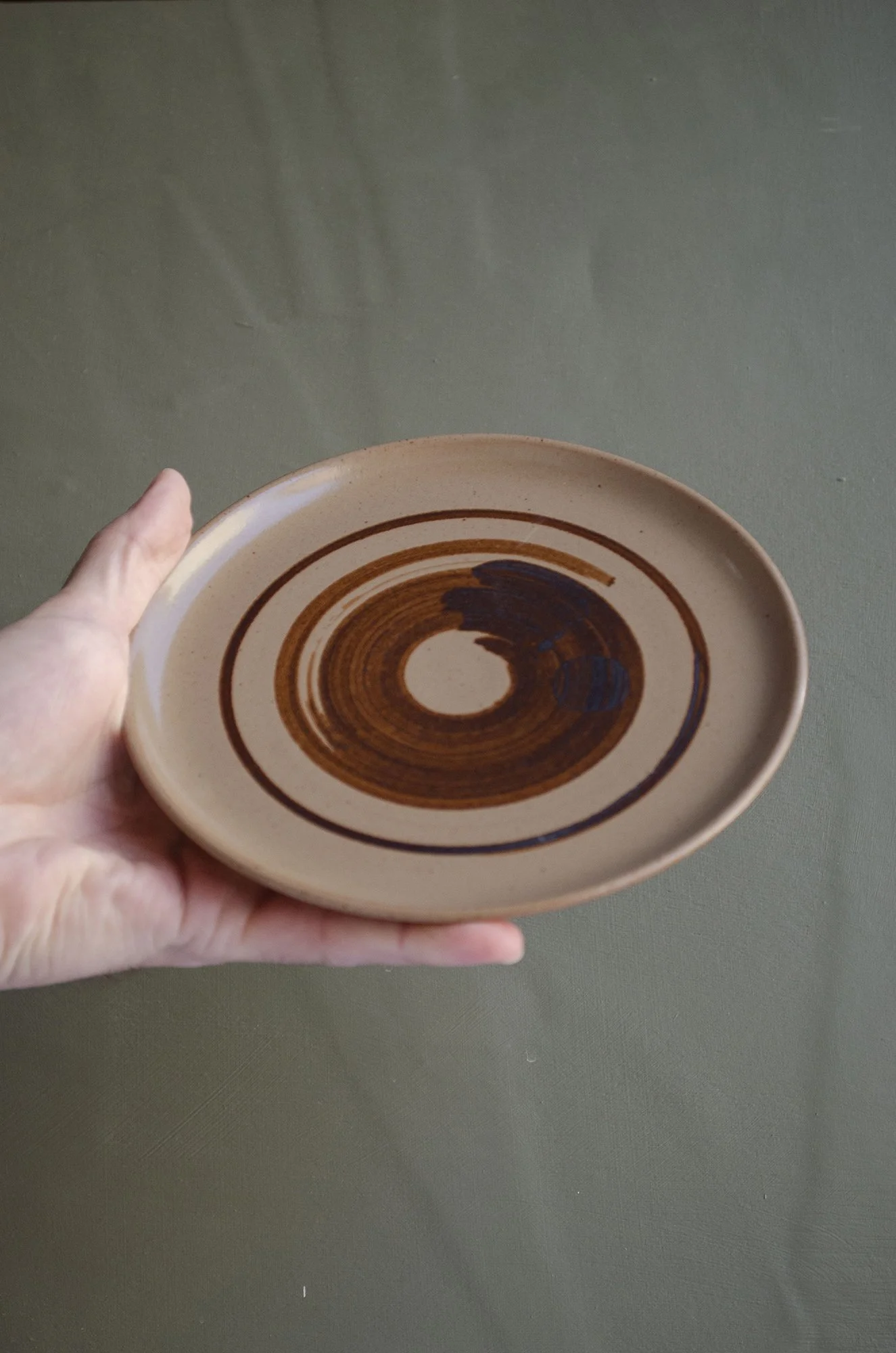 Side Plate - Mud