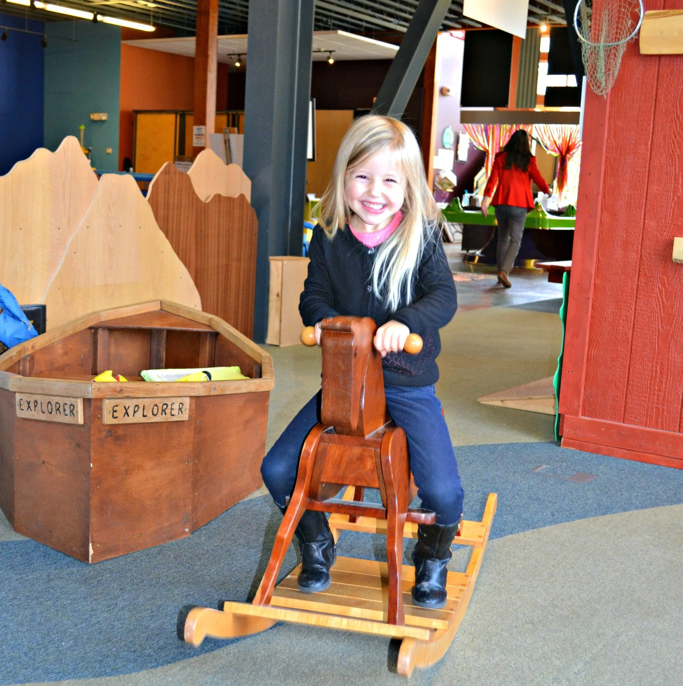 6.	museum exhibit promoting discovery and experimentation