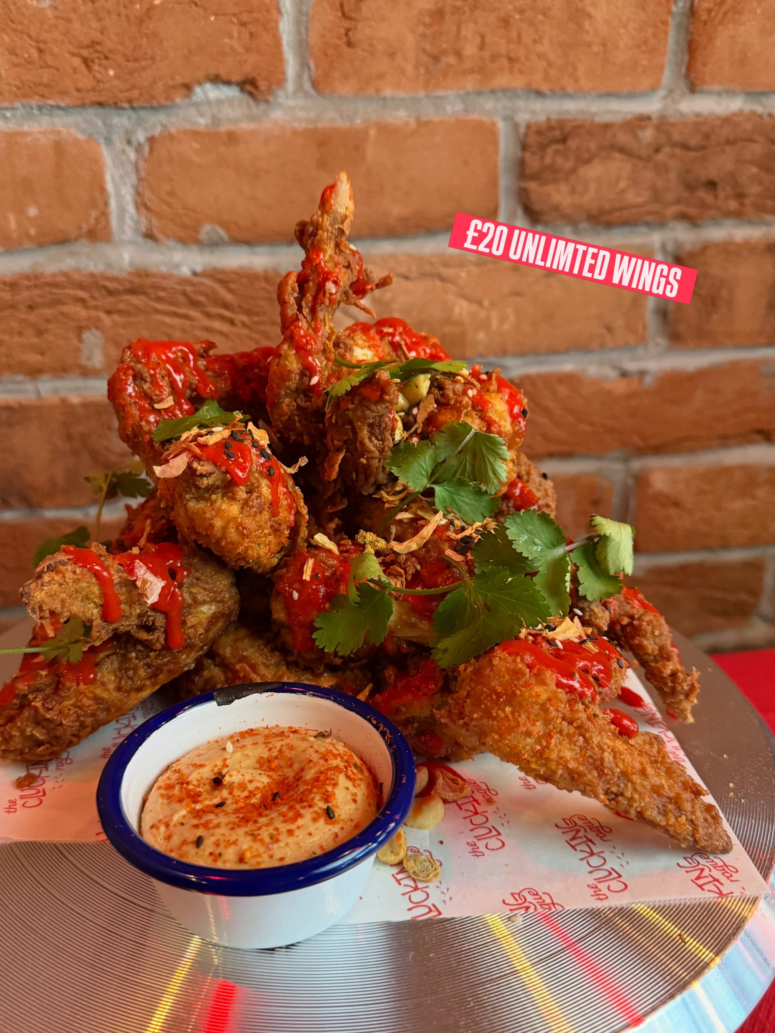 &pound;20 UNLIMITED WINGS tonight and tomorrow at our fried chicken pop-up restaurant inside The Loveable Rogue East End 🍗 

Come@scran as many as you can and make us regret this offer! 

Only &pound;20pp. Link in bio to book a table.