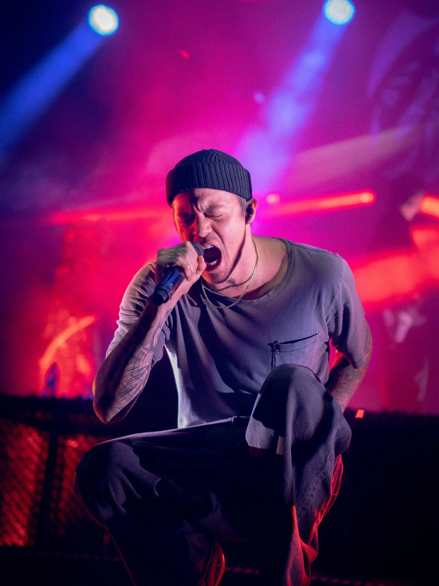 First one from yesterday in Cologne! This show was insane 🫶🏼 

@theplotinyouofficial 
@landontours 

#theplotinyou #cologne #concertphotographer