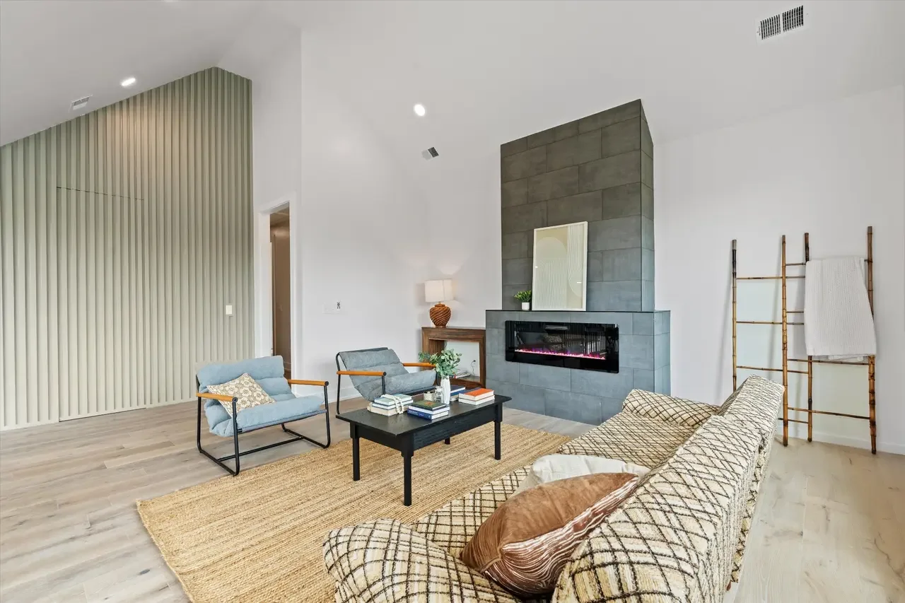 hidden door to bathroom on 1x2 accent wall