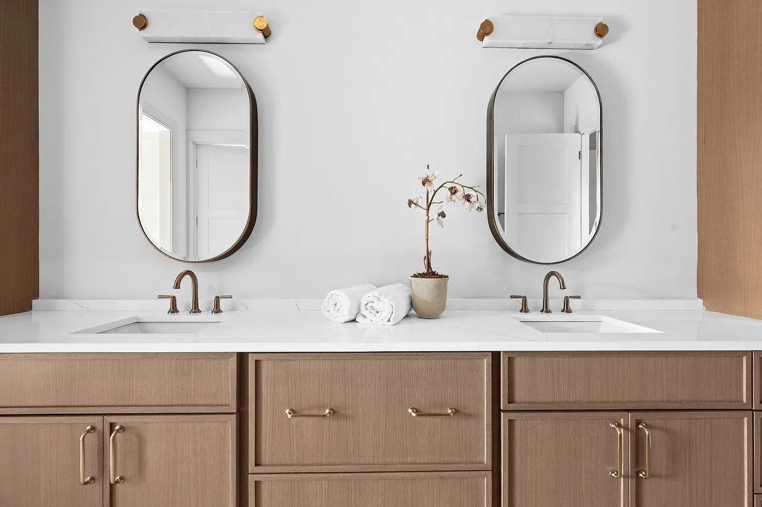 primary bath double vanity