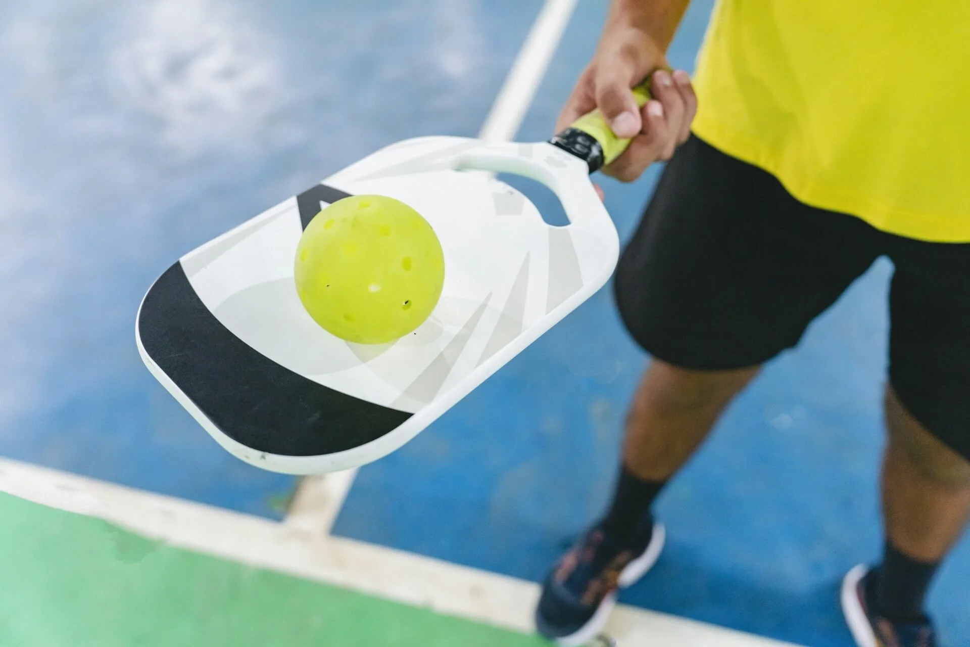 pickleball player in greenville at baseline gvl
