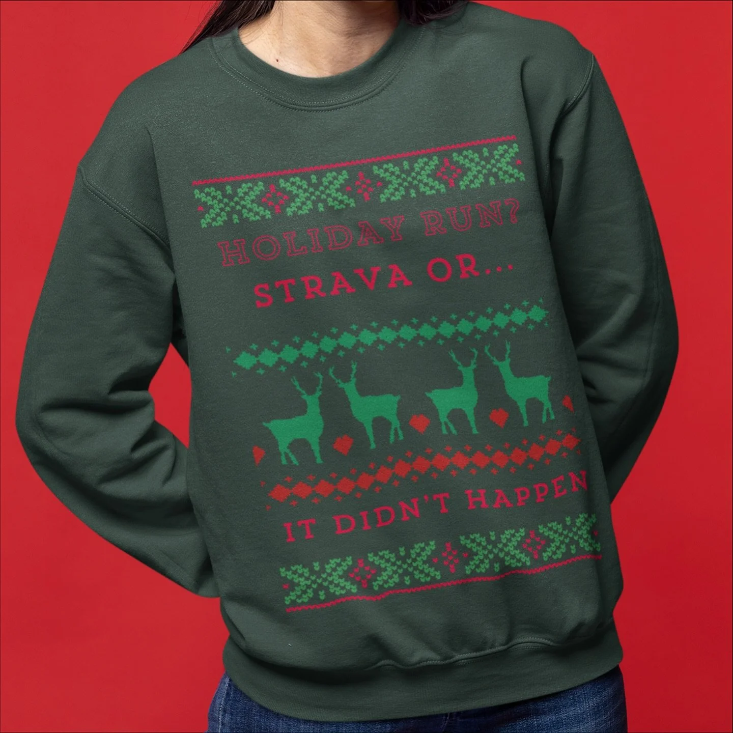 🎄🏃&zwj;♀️ Holiday miles count&hellip;
but only if they&rsquo;re on Strava 😉

Our new running Christmas sweater is HERE &mdash; cozy, festive, and perfect for every runner who lives by &ldquo;Strava or it didn&rsquo;t happen.&rdquo;

✨ Unisex crewn