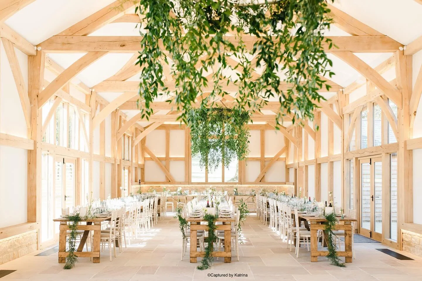 A visit to Mickleton Hills Farm

Nestled in the heart of the Cotswolds, Mickleton Hill Farm is truly a special place. Warm, welcoming and full of character it truly is a special setting. I had the pleasure of meeting David and his team yesterday, exp