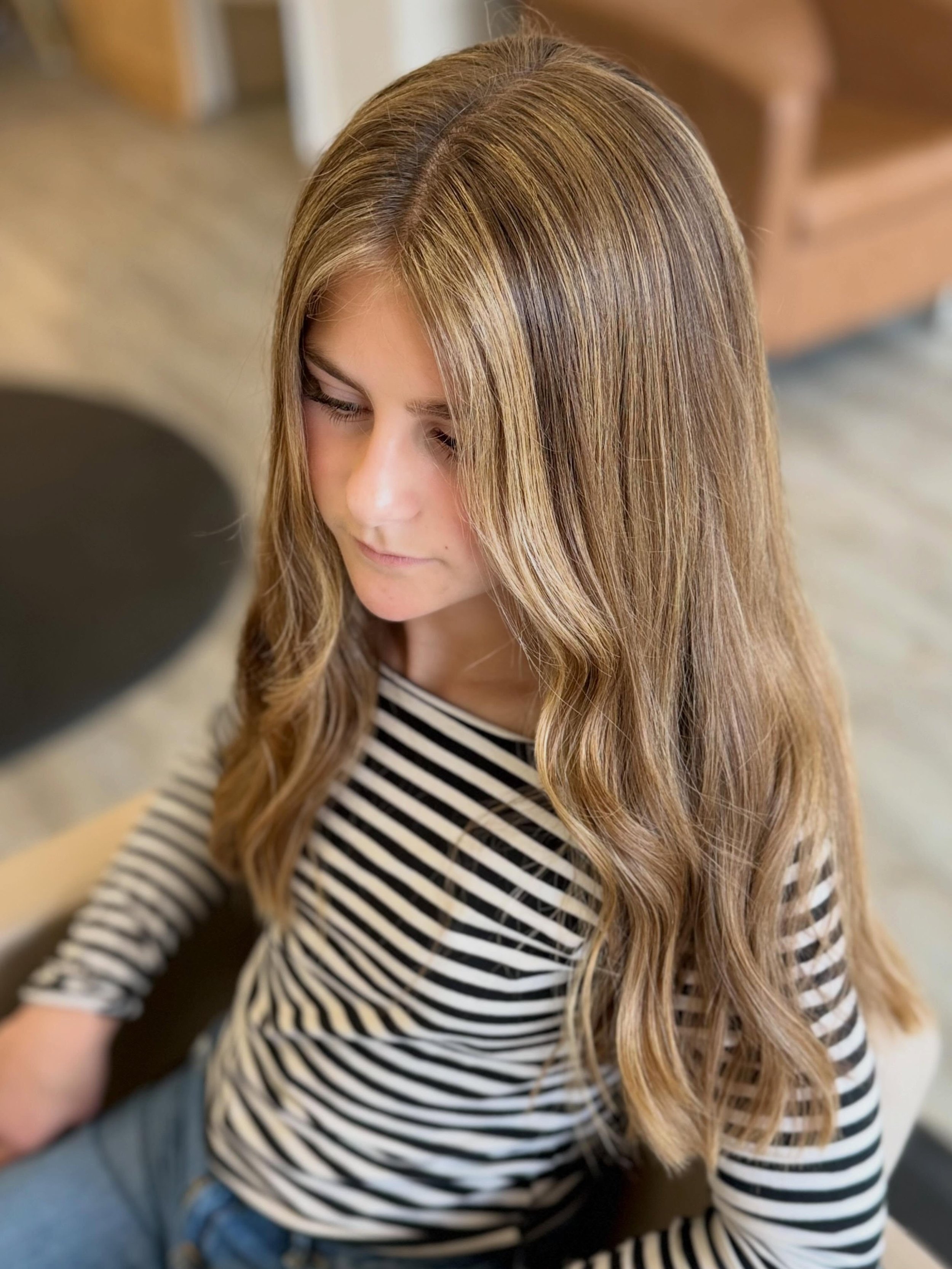 Soft. Seamless. Chic. 🤍 

#belfastmaine #behindthechair #mainesalon #maine #sunkissedhair