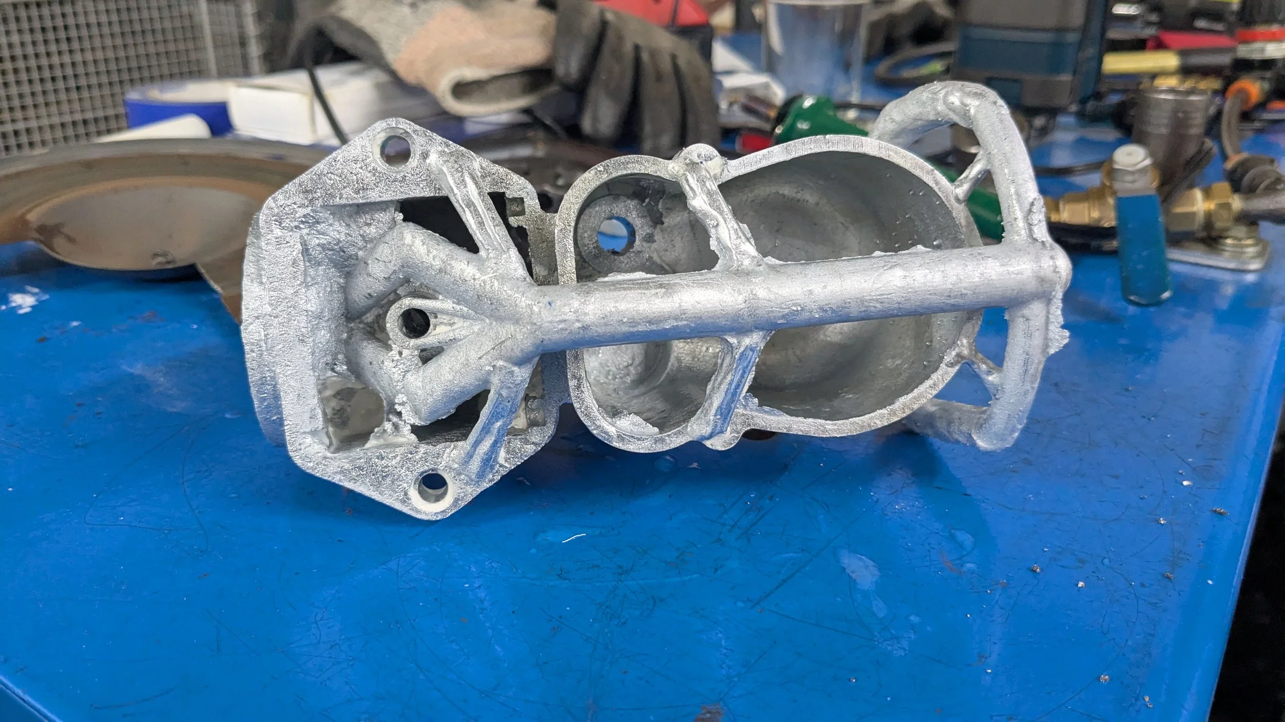 Zinc casting of a classic Detroit Lubricator carbeurator
