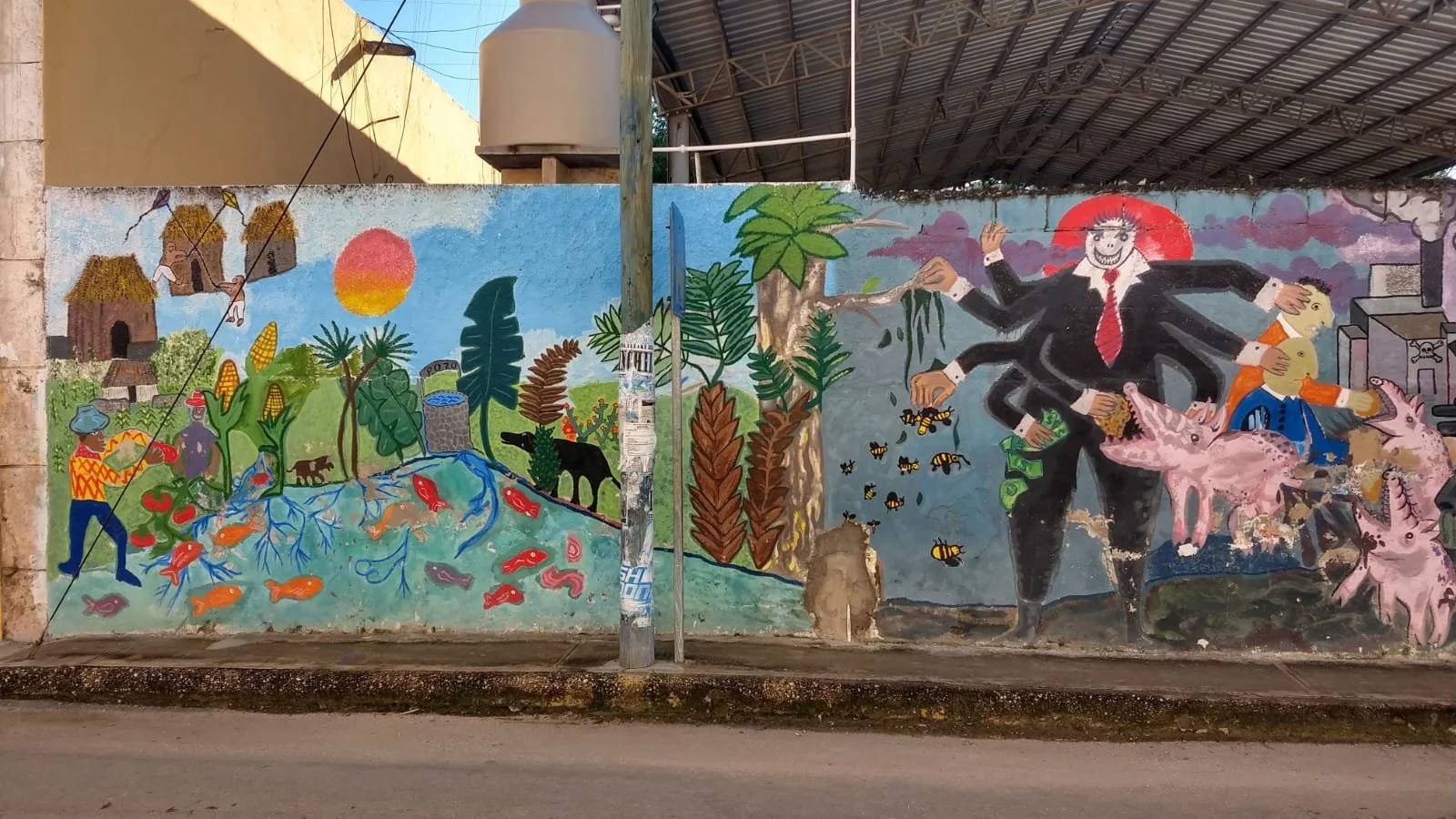 Kinchil has a population of approximately 7,530 inhabitants, while pork mega-farms can house more than 50,000 pigs in crowded sheds with concrete floors and no access to nature. 

Farmers in Kinchil are engaged in legal disputes with Kekén, a company