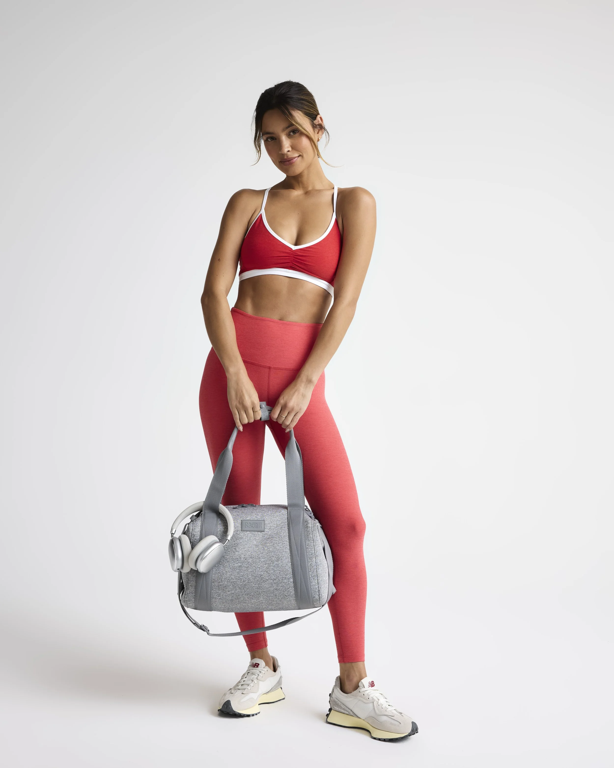 SD8351-CHIRH_3720 1.jpg