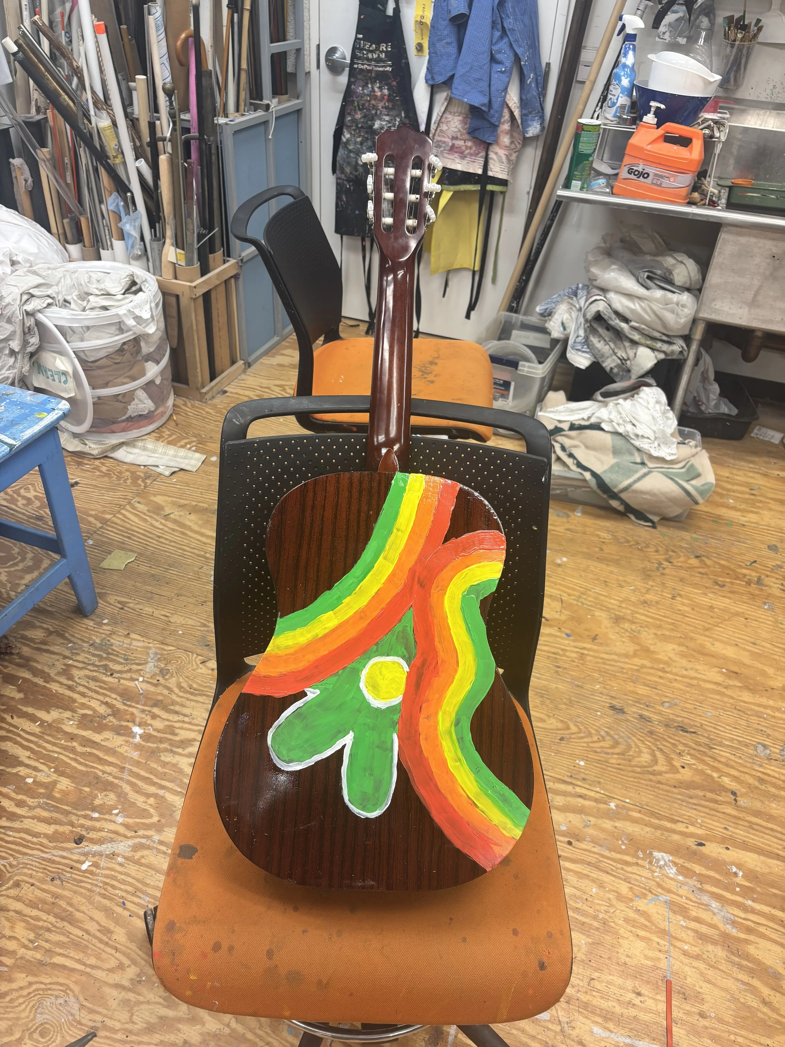 Hippie Guitar back