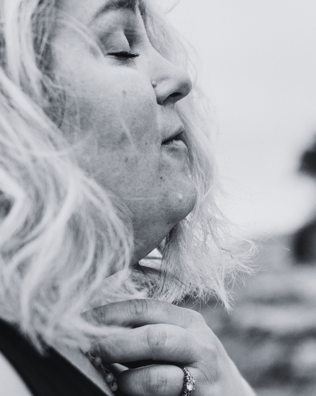 Why Your Throat Closes When You Try To Sing