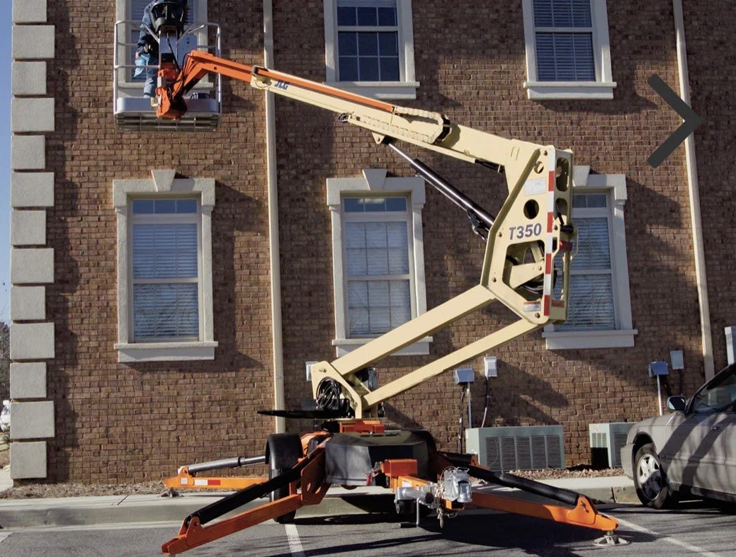 JLG T350 towable boom lift for rent.  Call Project Pro Rental at 910-840-1137