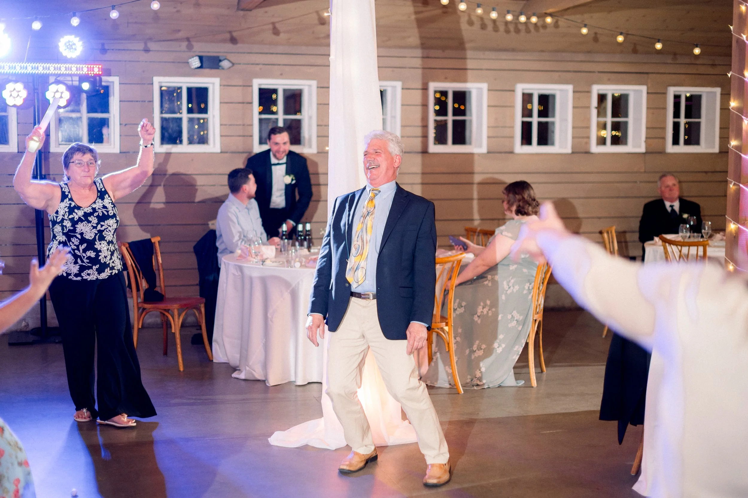 Grace&Zack-AllisonEasterling-937.jpg