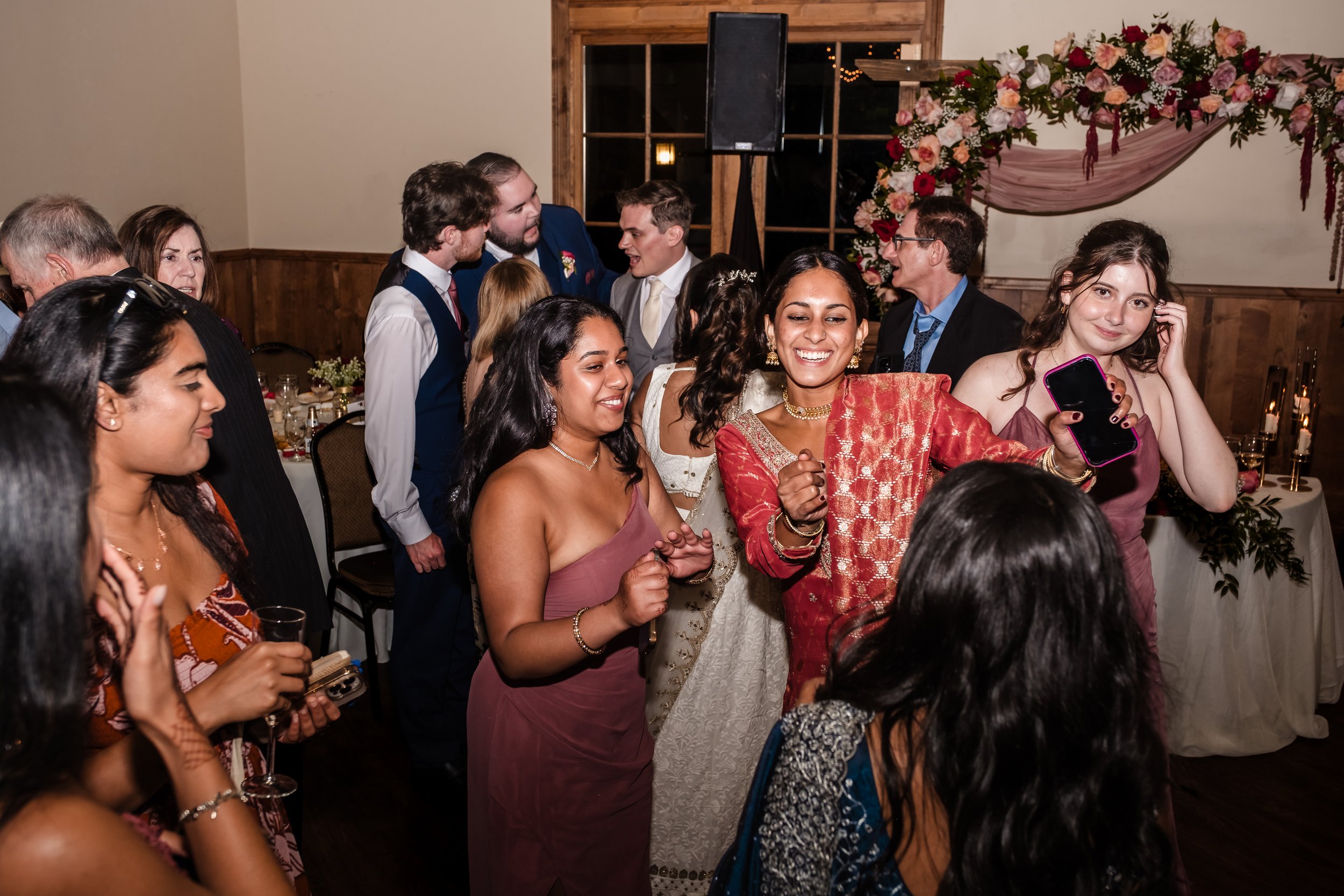 KiriginCellarsWeddingPhotography(836) 2.jpg