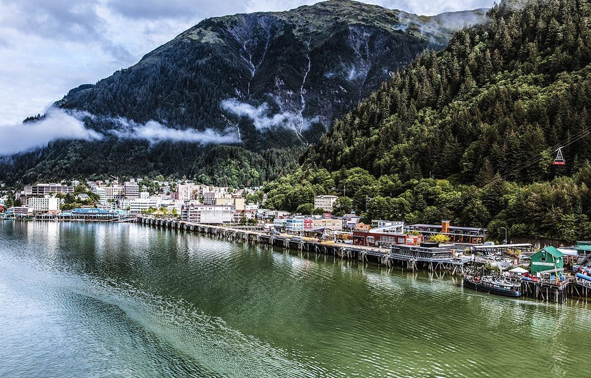 Best Time to Visit Alaska in 2026 (Month-by-Month Breakdown)