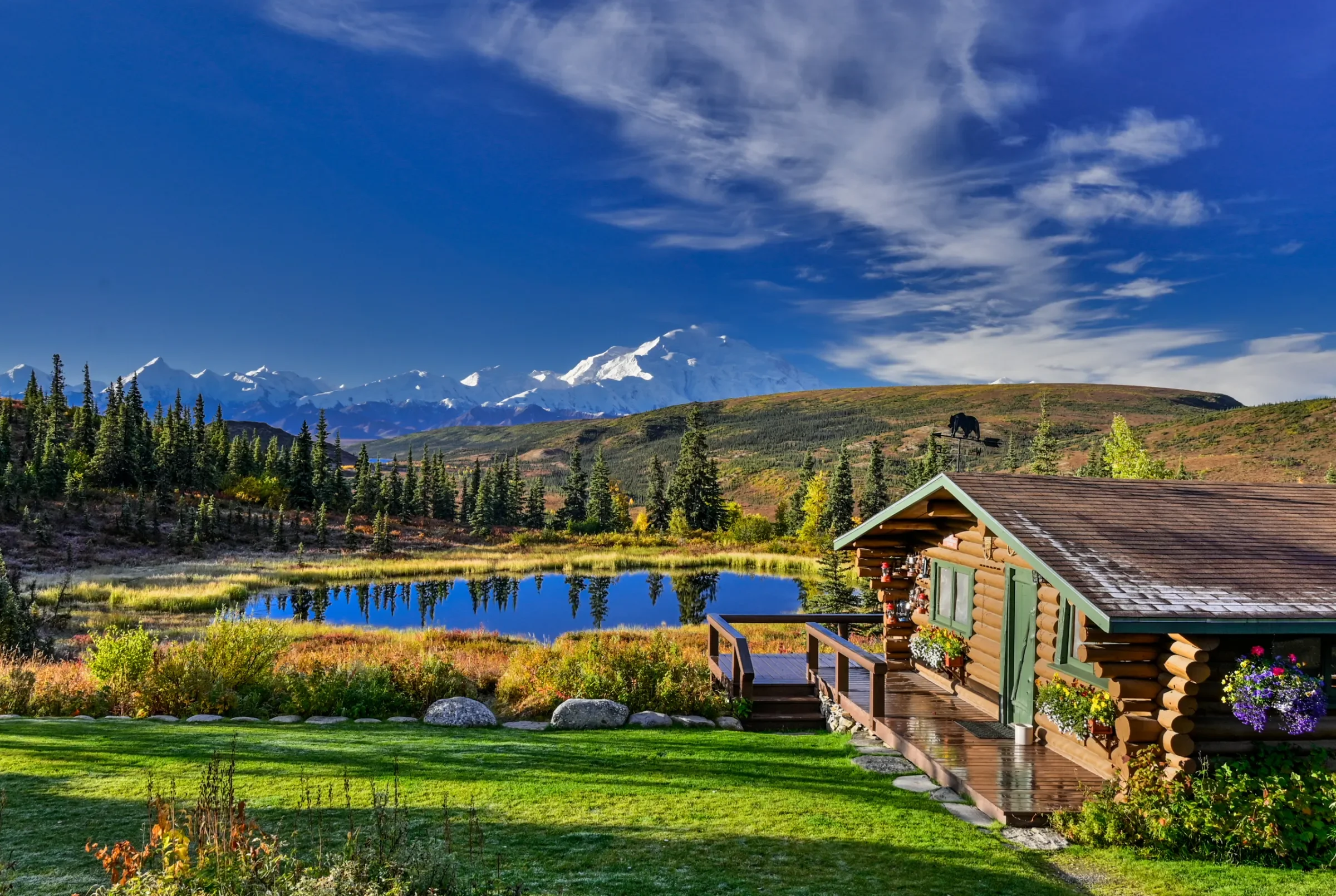 Alaska vs Hawaii in 2026: Which Trip Is Actually Better for You?