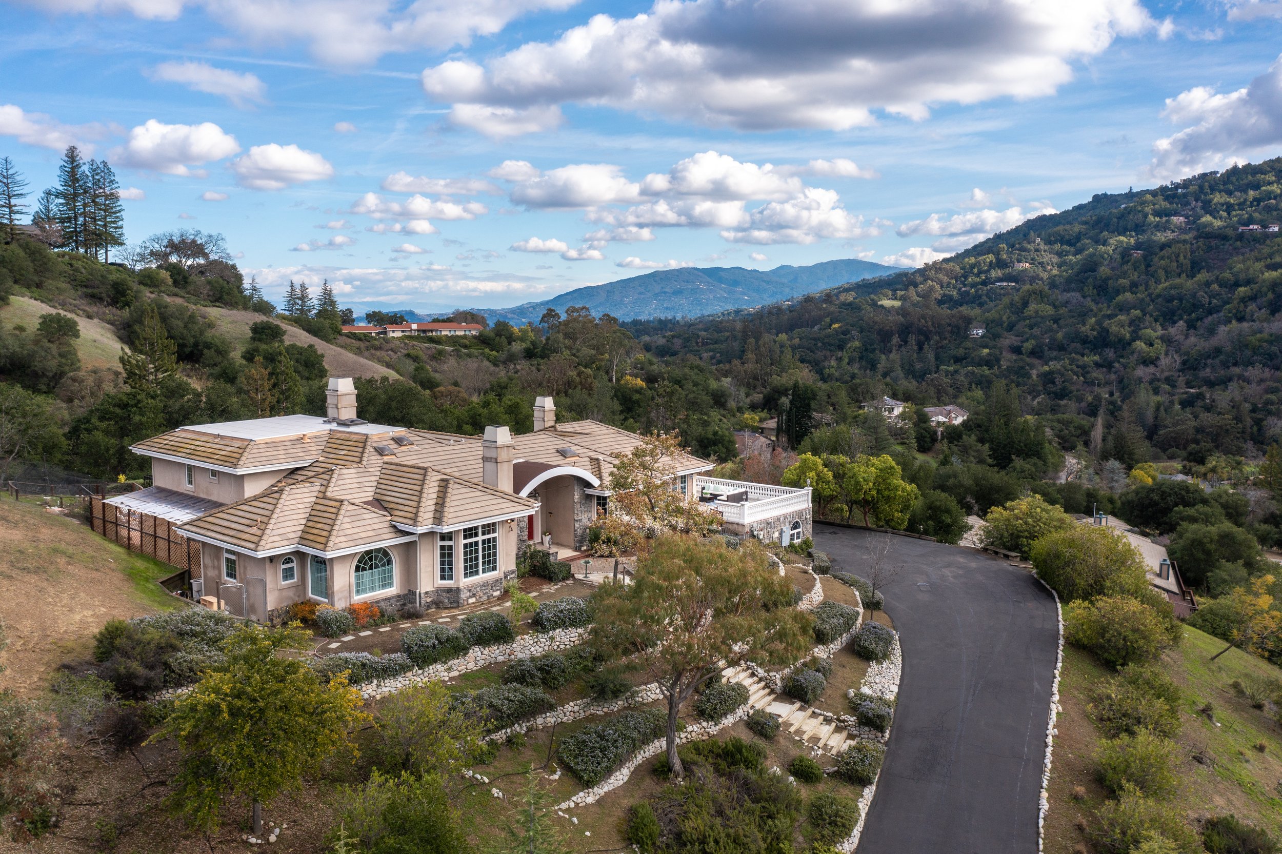 saratoga california real estate homes