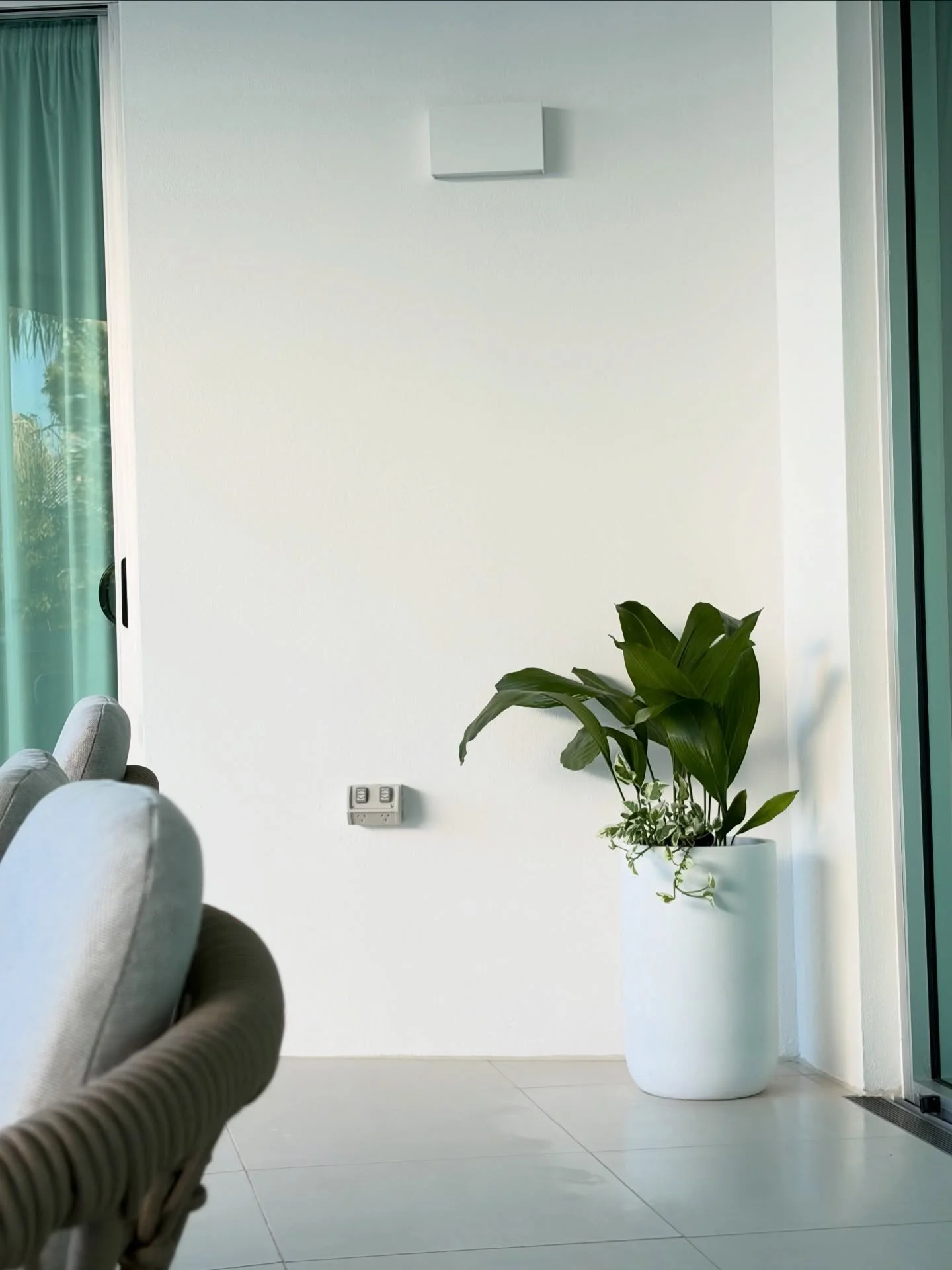 Property styling isn&rsquo;t about adding more &mdash; it&rsquo;s about adding the right thing. 🌿

One signature piece, a considered collection of plants in a single white pot, and suddenly a room feels like home. Not staged. Not styled-to-death. Ju