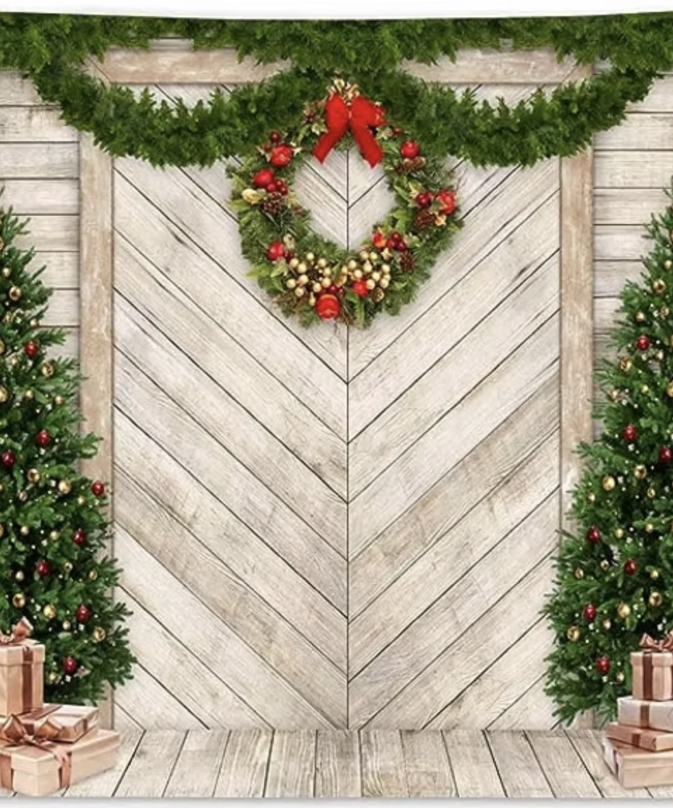 Christmas Wreath Backdrop.png