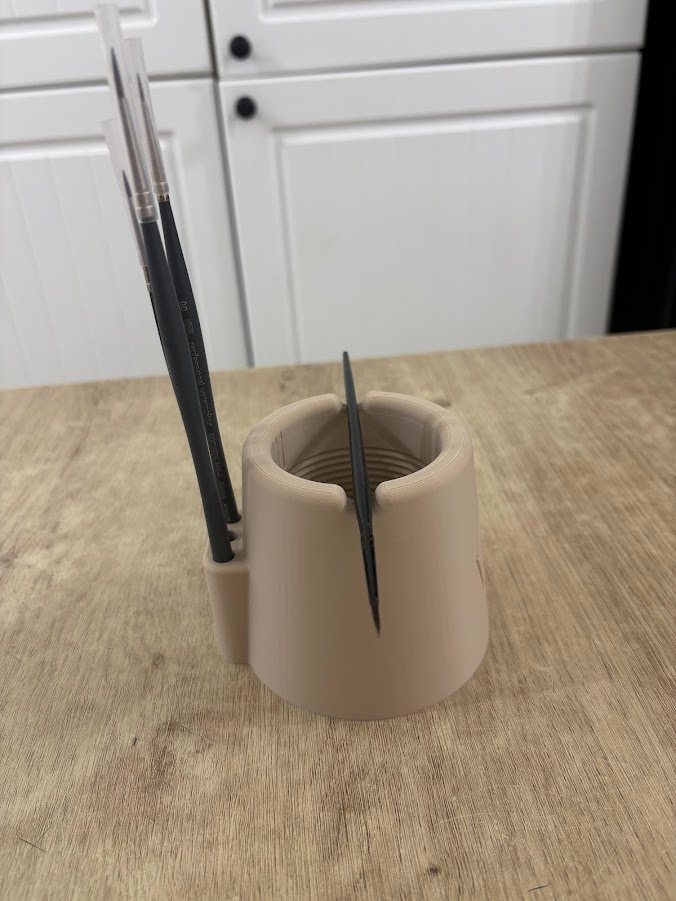 miniatures-paint-brush-cleaning-pot-915546-02.png