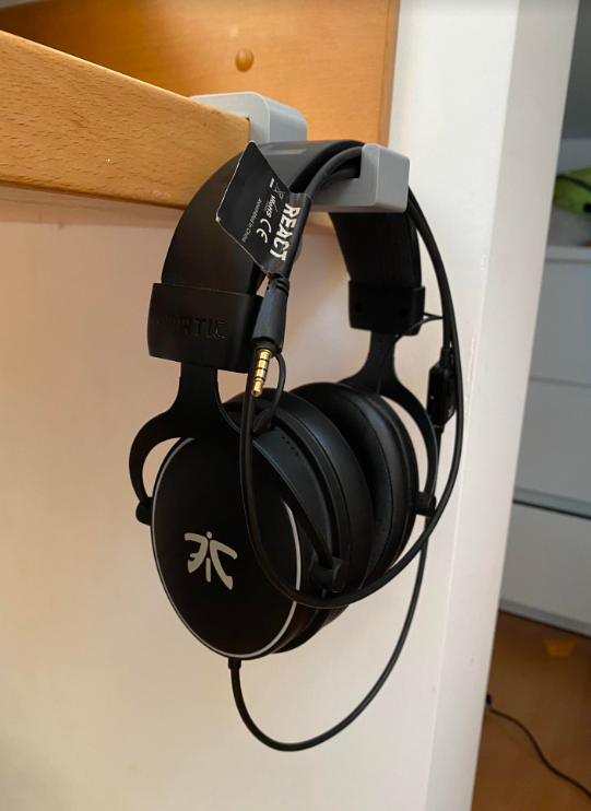 headphone-side-desk-stand-481259-02.png