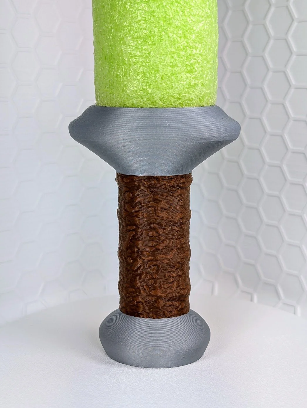v1-kid-size-pool-noodle-sword-holes-19-25mm-1306790-02.jpg