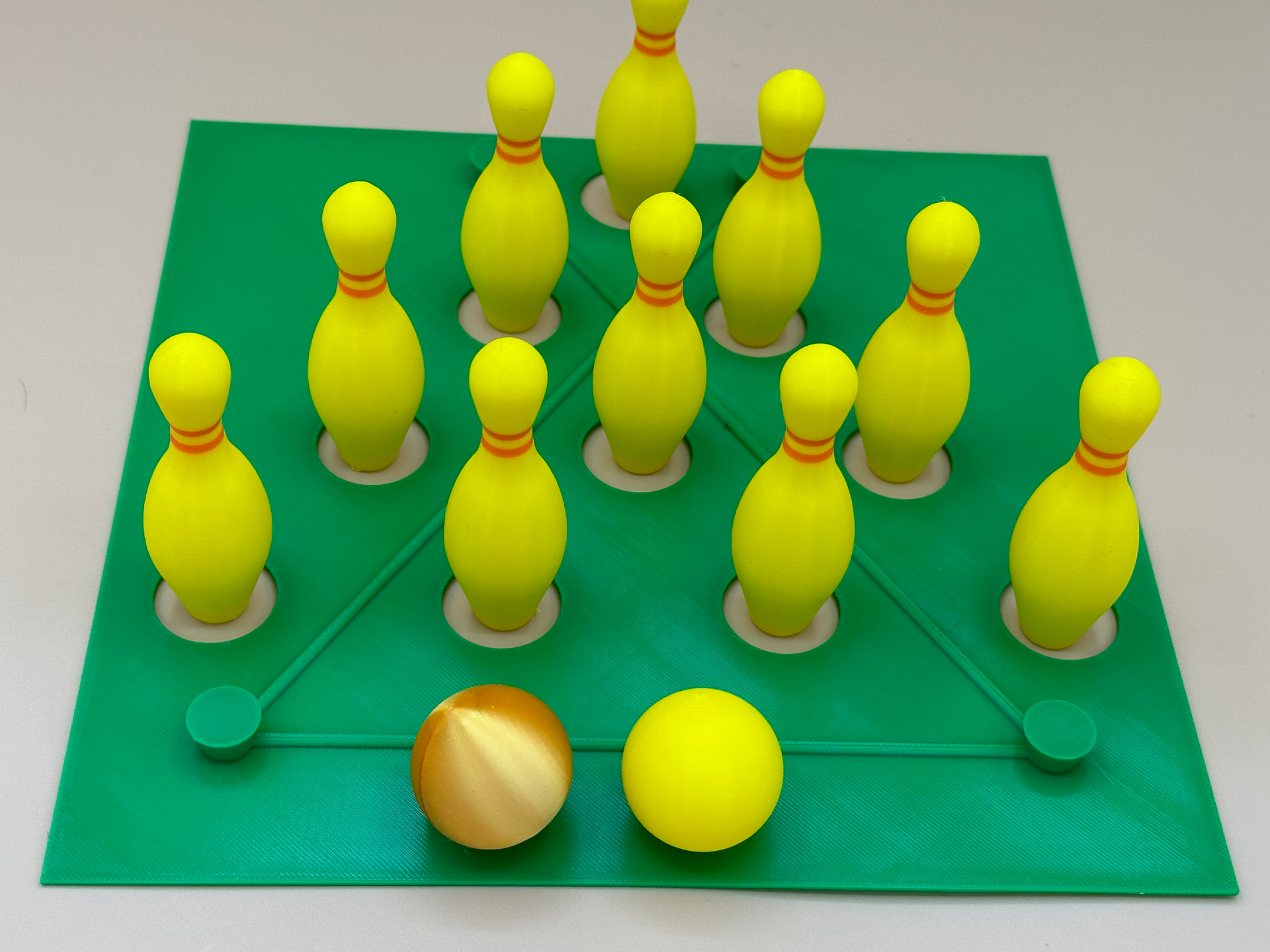 mini-table-bowling-set-139175-04.png