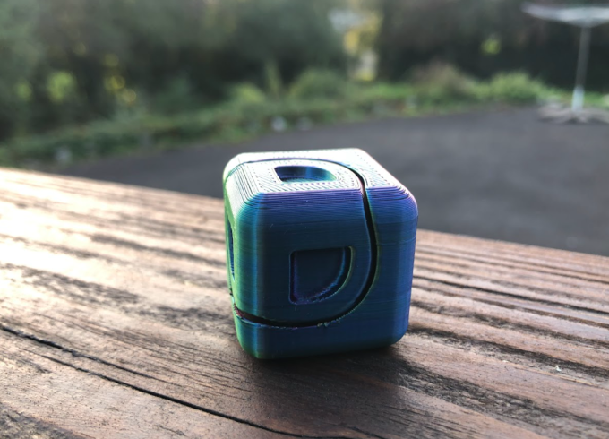 spin-cube-print-in-place-0-2mm-nozzle-430137-05.png