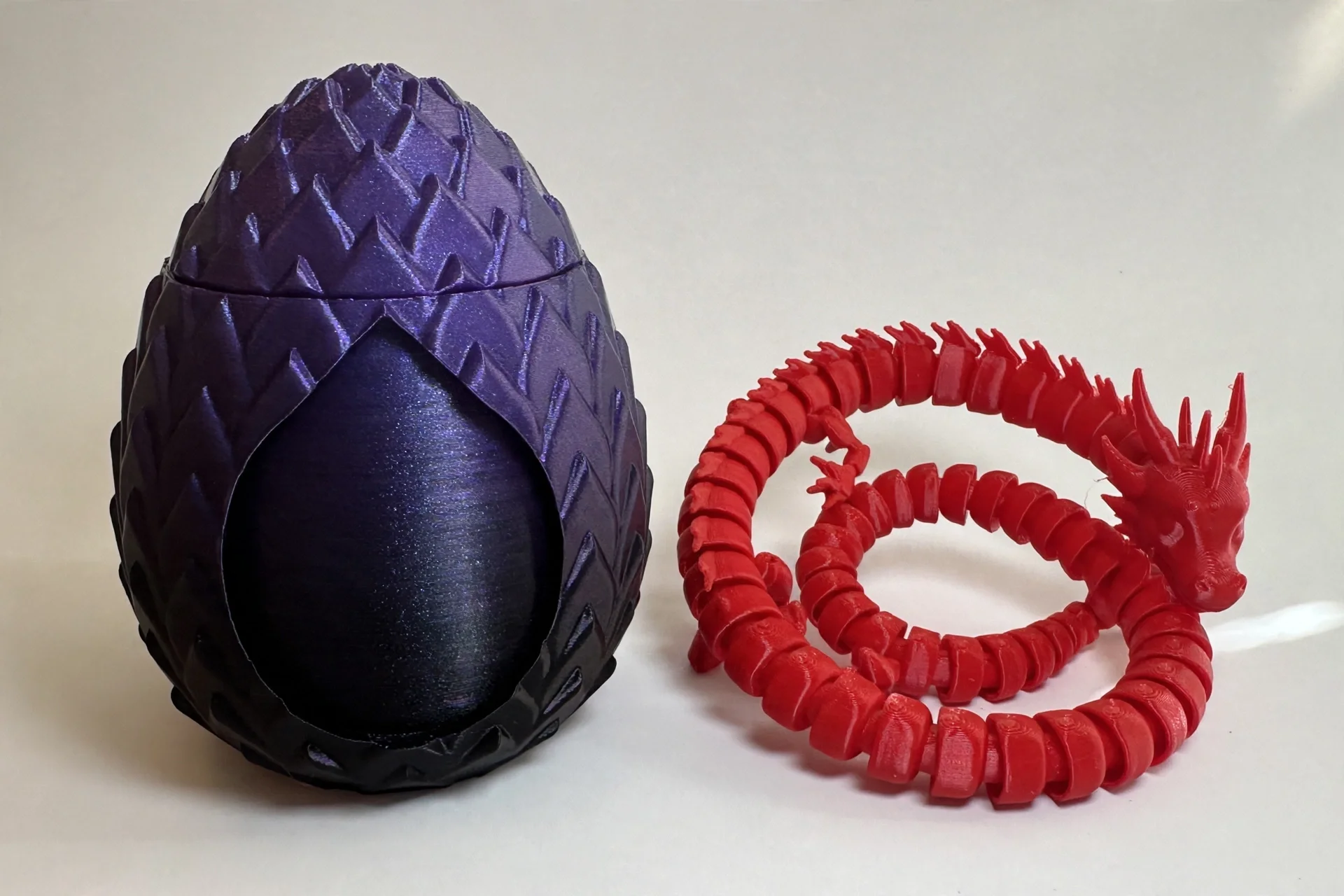 media-generation-dragon-egg-white-dragon-velvet-0-b124bf70-f474-41f6-a38d-27bba3150950.webp