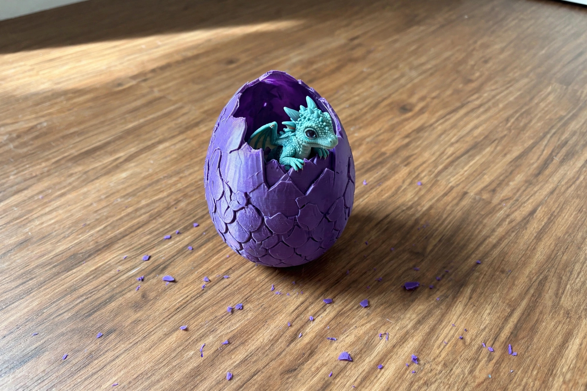dragon-egg-with-baby-dragon.png