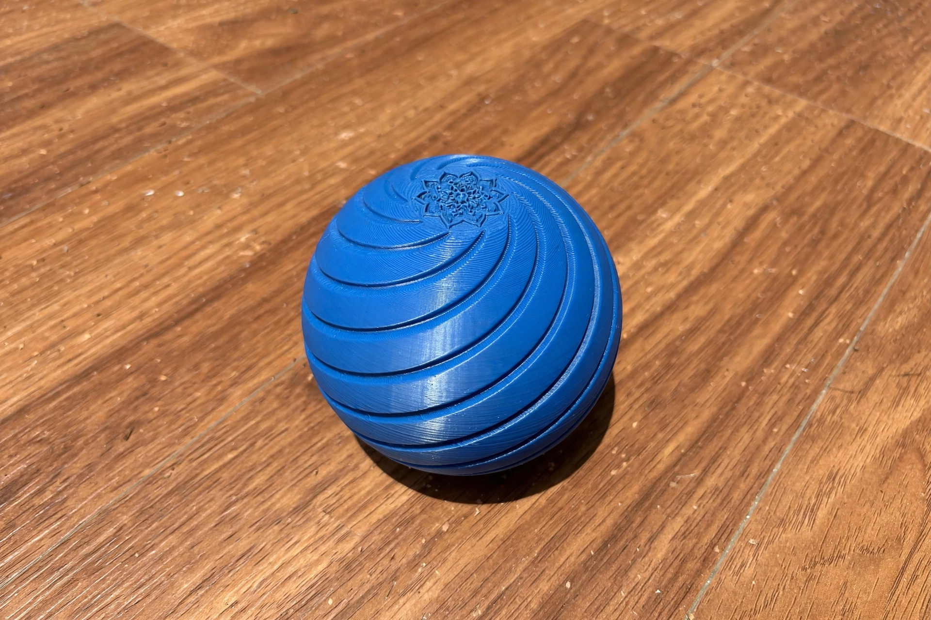 Spiral Swirl Ball