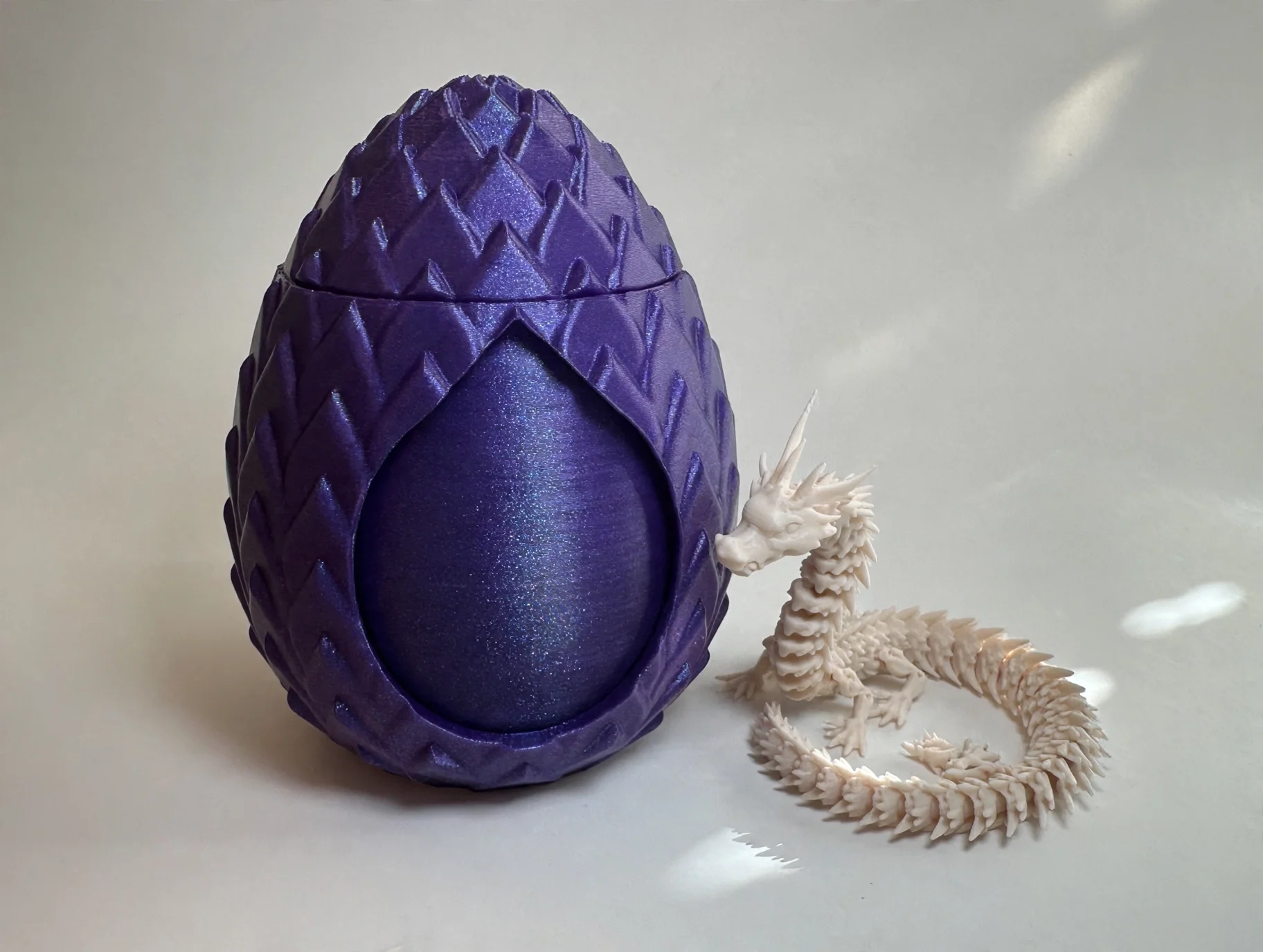media-generation-dragon-egg-little-white-dragon-0-cbd11664-36ab-4f2a-b7ce-4d2efd5839e6.webp