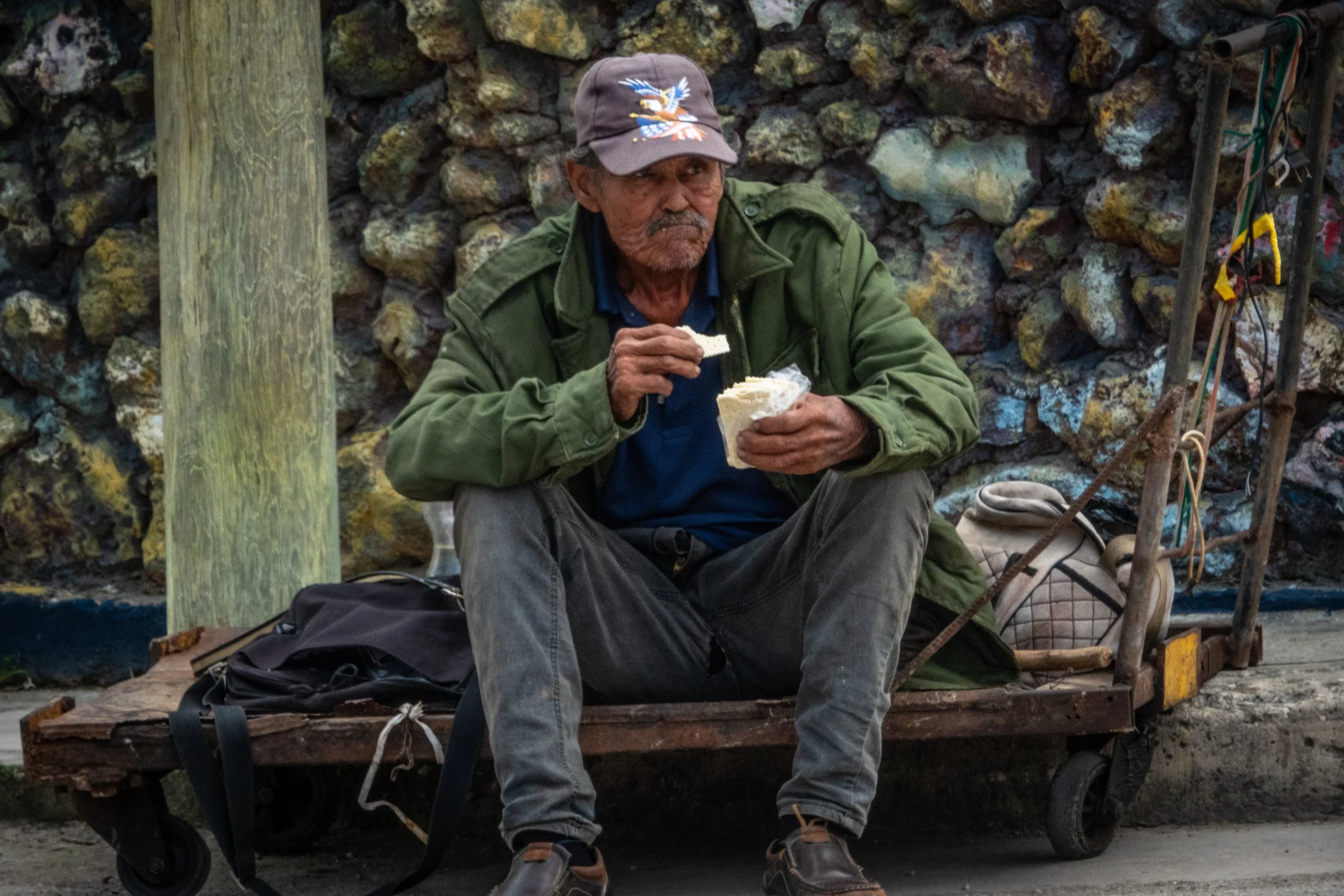 Sustento
16"x20"  $225