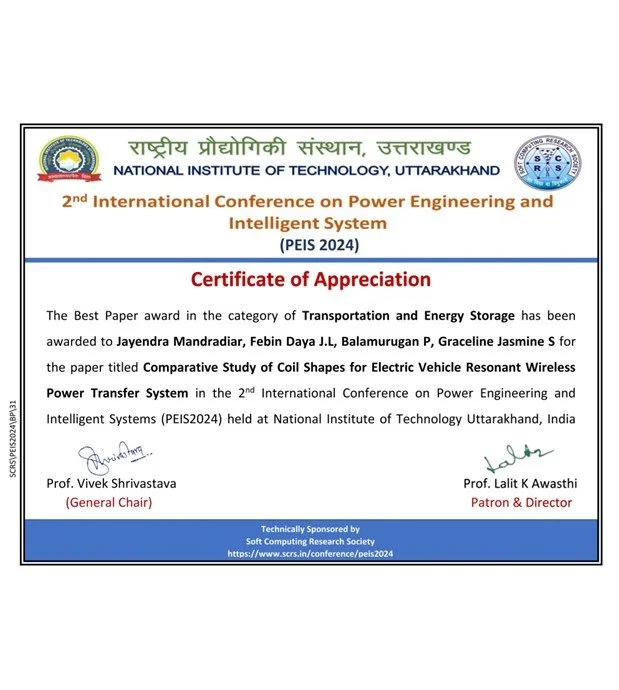 Best Paper Award Cropped.jpg