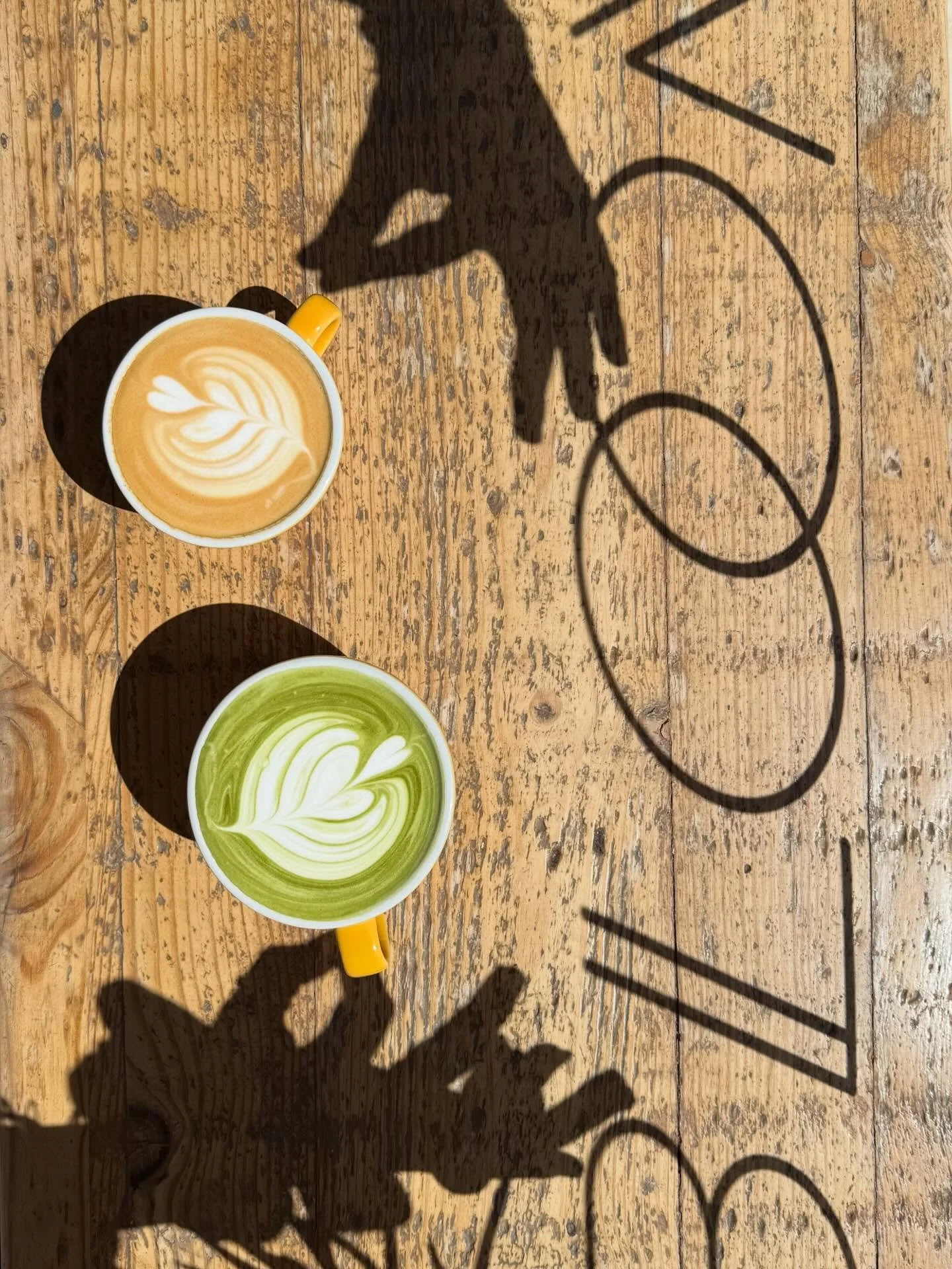 Sunlight &amp; Coffee ☕️☀️

#baristalife #luxembourg #coffeeshop #coffeeshopvibes #coffeelover