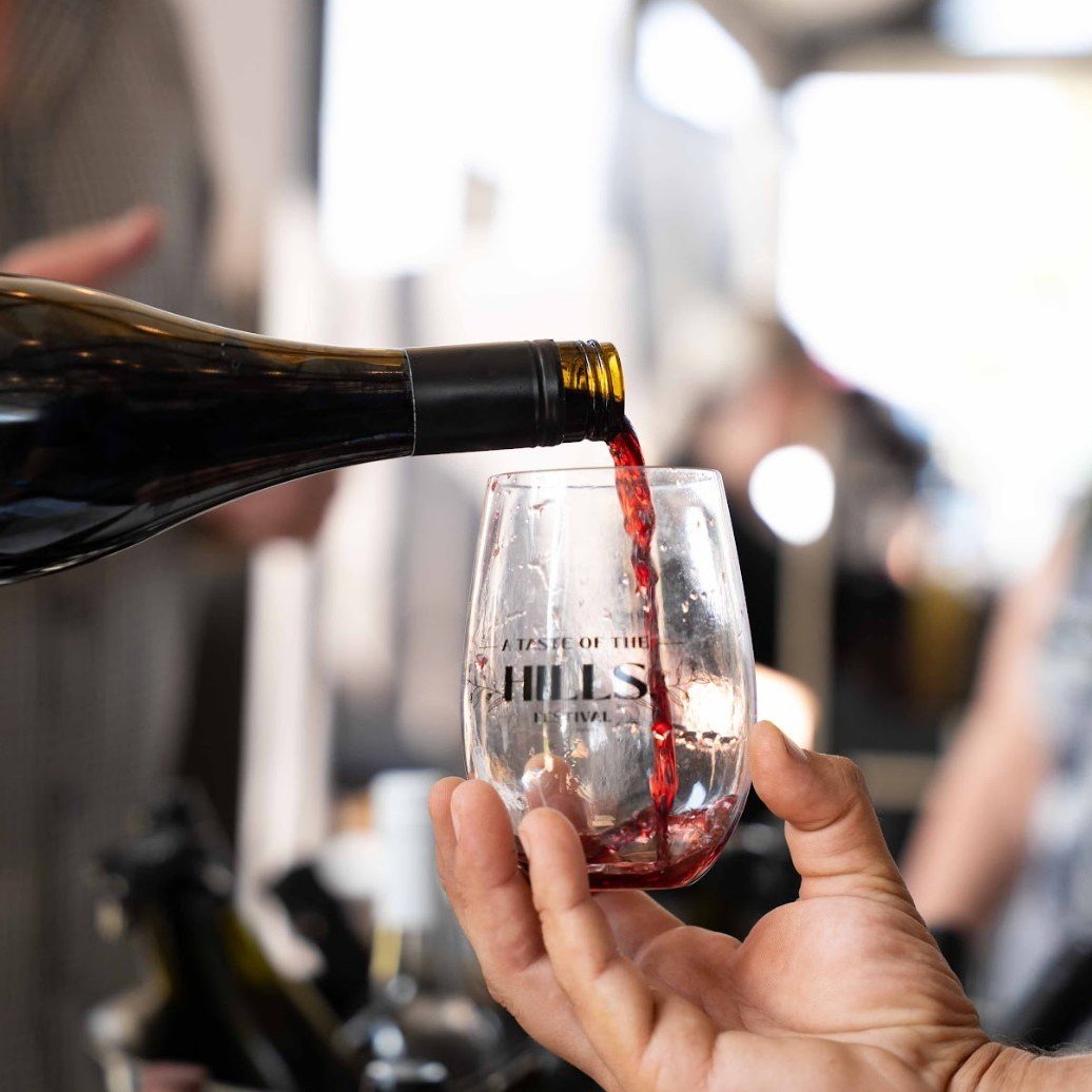 A full day of food, wine, music and atmosphere&hellip; for $29?
Yep.

🍷 70+ Adelaide Hills producers
🎶 Live music all day
🍺 Wine, brews, spirits &amp; great food
💃 Saddle &amp; Stomp line dancing
🌿 A proper day out in the Hills
🎨 Fun for the ki