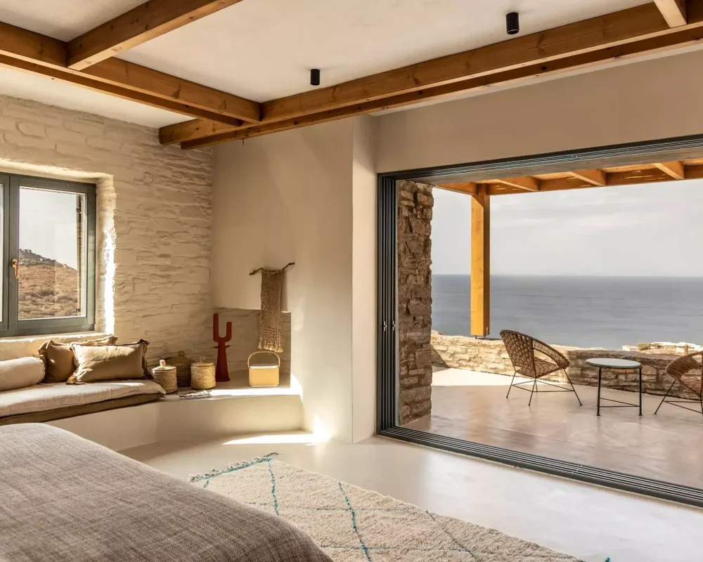 Villa signature suite with a sea-view terrace